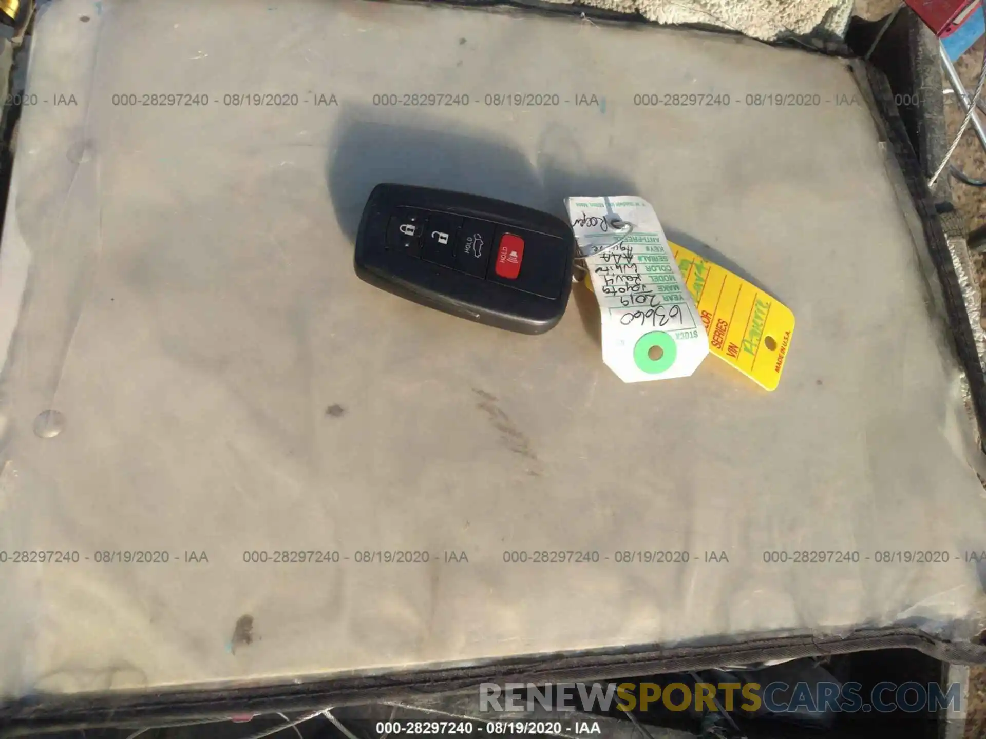 11 Photograph of a damaged car JTMW1RFVXKD034490 TOYOTA RAV4 2019