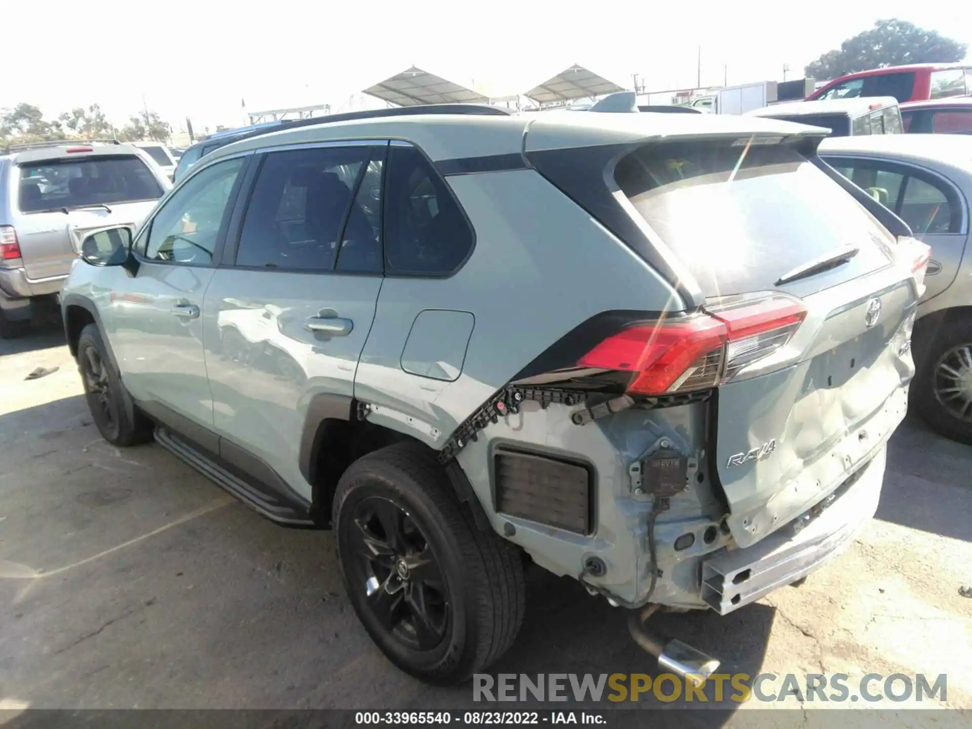 3 Фотография поврежденного автомобиля JTMW1RFVXKD037230 TOYOTA RAV4 2019