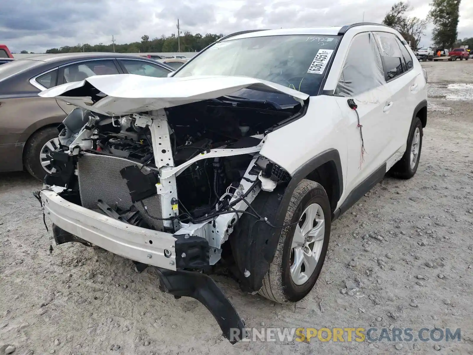 2 Фотография поврежденного автомобиля JTMW1RFVXKD038118 TOYOTA RAV4 2019