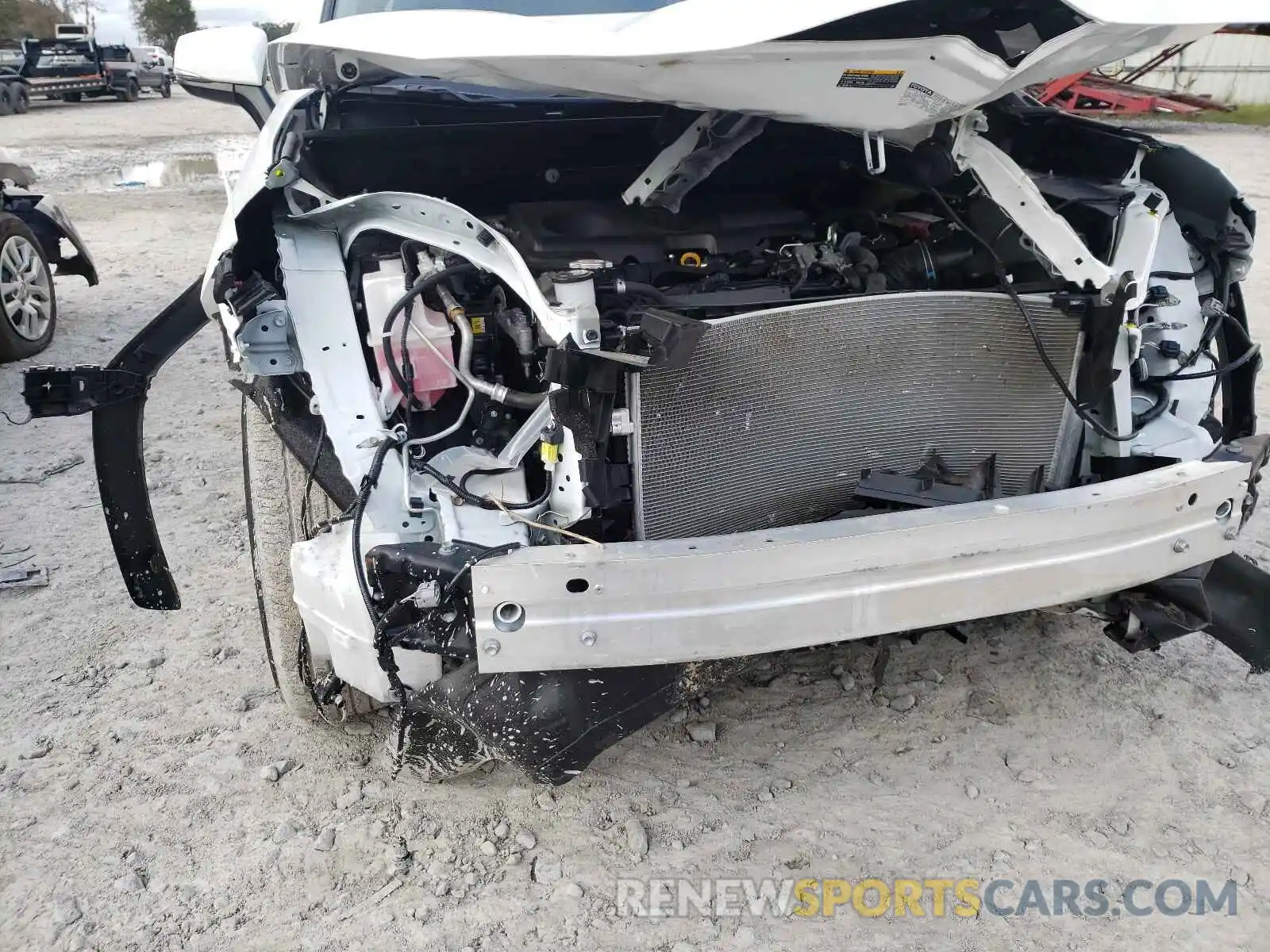 9 Photograph of a damaged car JTMW1RFVXKD038118 TOYOTA RAV4 2019