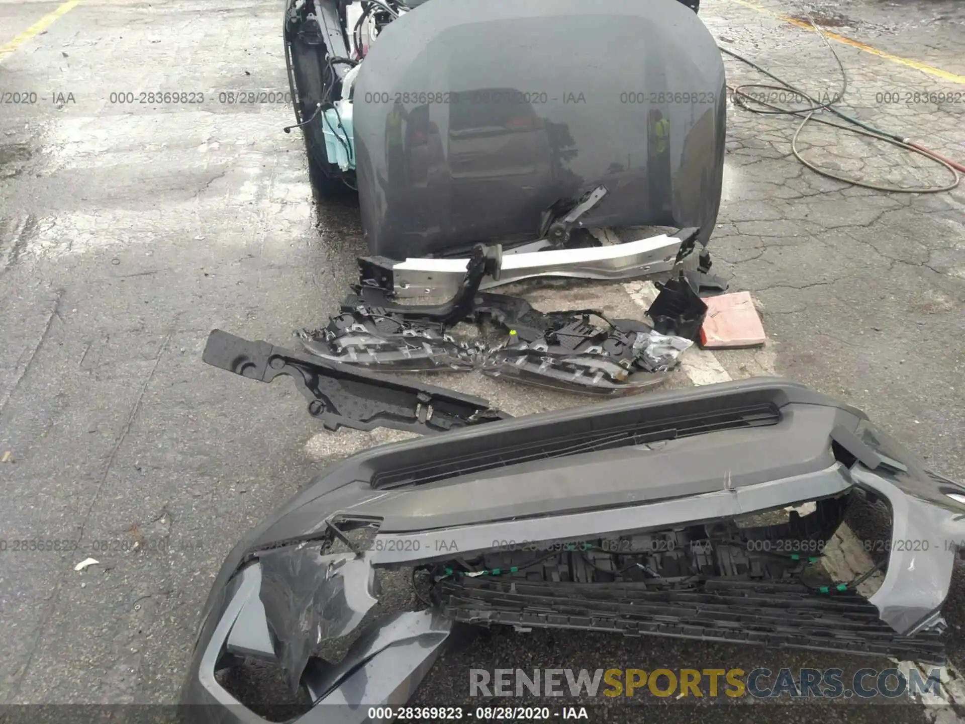 12 Фотография поврежденного автомобиля JTMW1RFVXKD040659 TOYOTA RAV4 2019