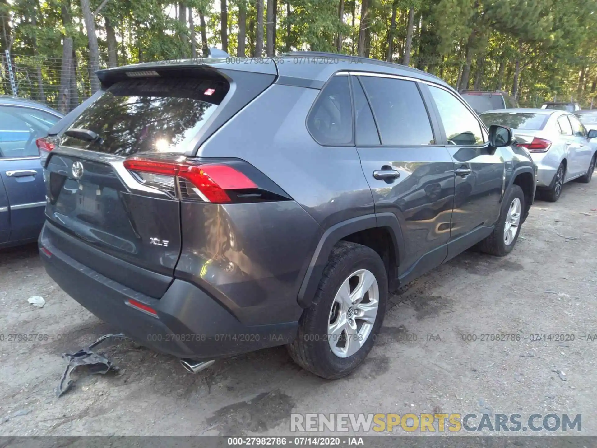 4 Photograph of a damaged car JTMW1RFVXKD500192 TOYOTA RAV4 2019