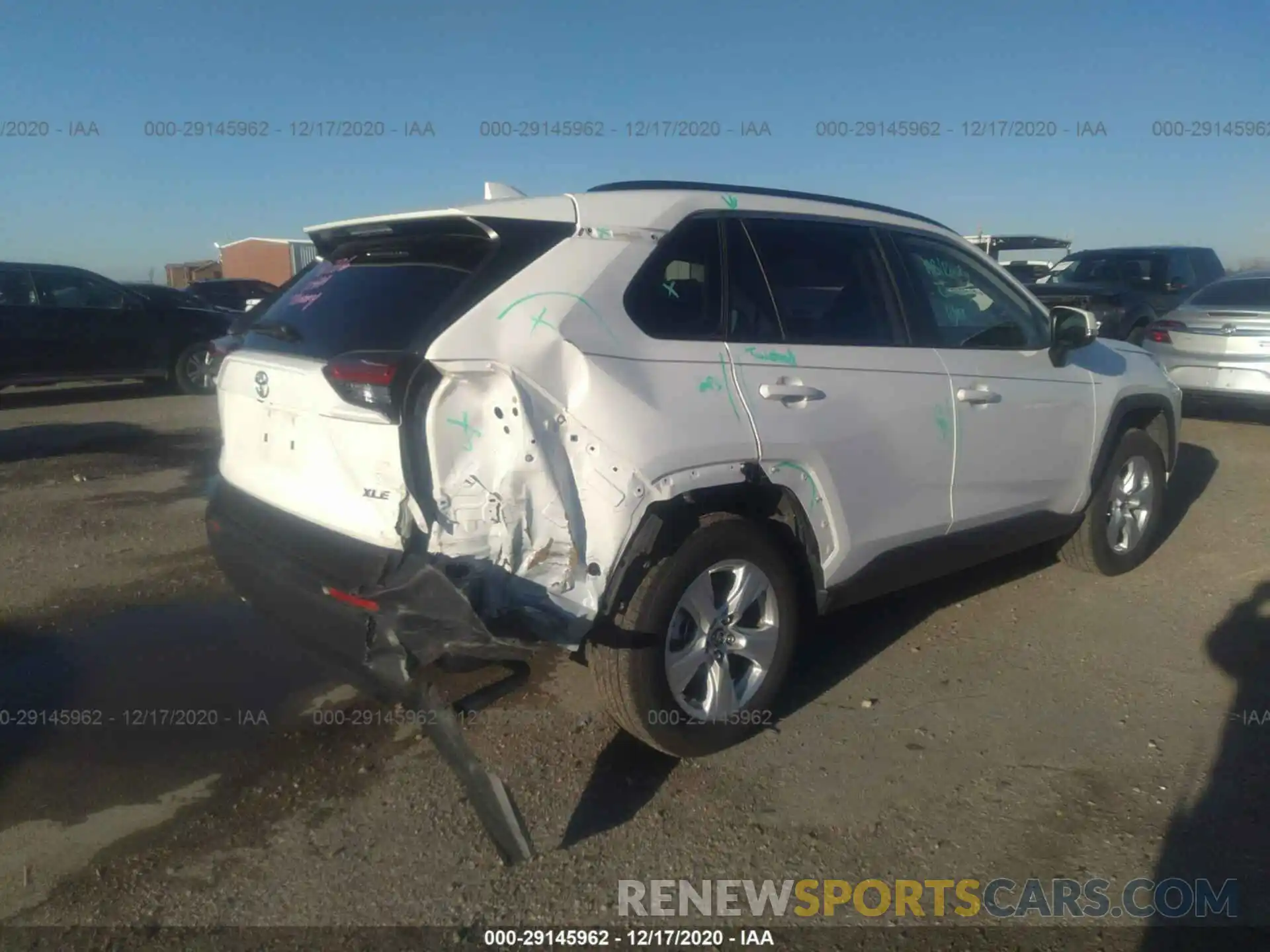 4 Фотография поврежденного автомобиля JTMW1RFVXKD500239 TOYOTA RAV4 2019