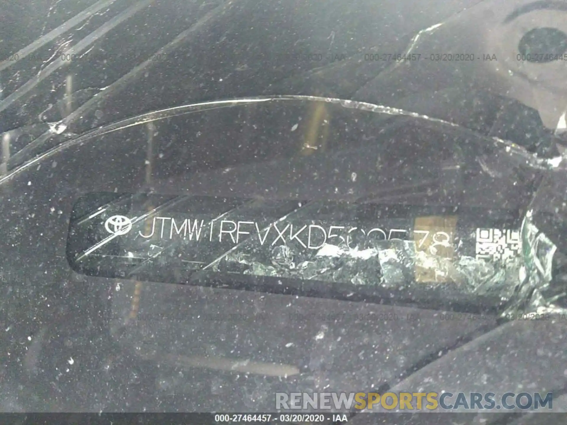 9 Photograph of a damaged car JTMW1RFVXKD500578 TOYOTA RAV4 2019