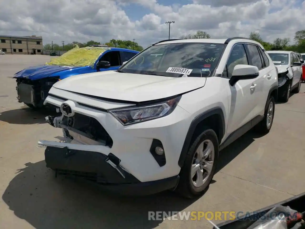 2 Photograph of a damaged car JTMW1RFVXKD501617 TOYOTA RAV4 2019