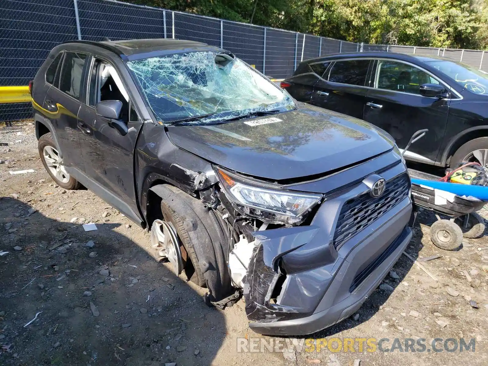 1 Photograph of a damaged car JTMW1RFVXKD502069 TOYOTA RAV4 2019