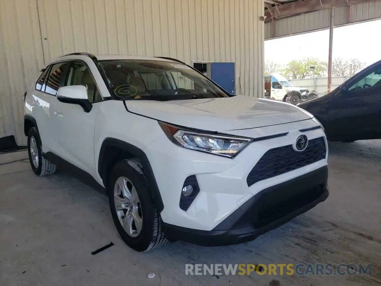 1 Photograph of a damaged car JTMW1RFVXKD502170 TOYOTA RAV4 2019