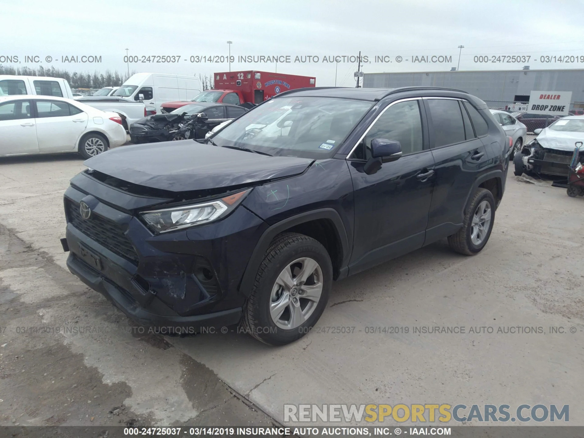 2 Фотография поврежденного автомобиля JTMW1RFVXKD505036 TOYOTA RAV4 2019