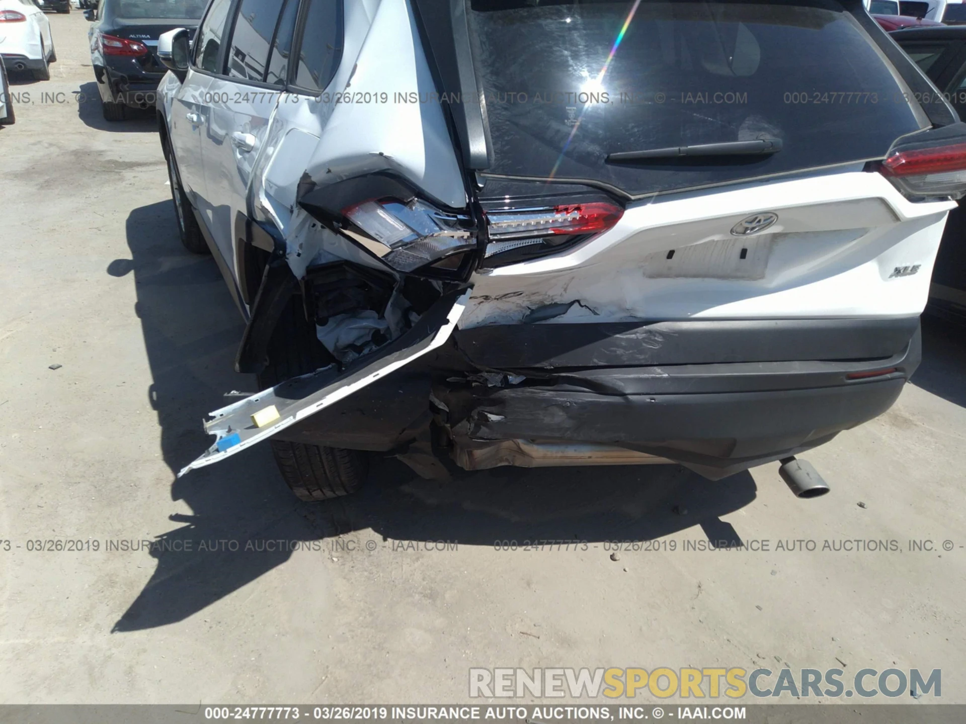 6 Photograph of a damaged car JTMW1RFVXKJ001328 TOYOTA RAV4 2019