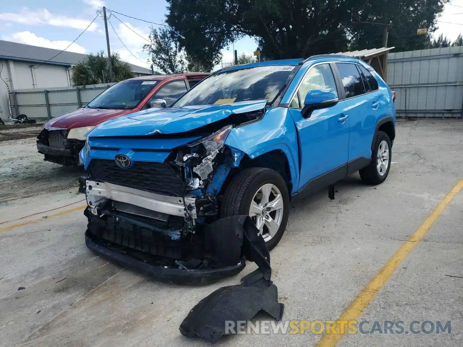 2 Photograph of a damaged car JTMW1RFVXKJ001927 TOYOTA RAV4 2019