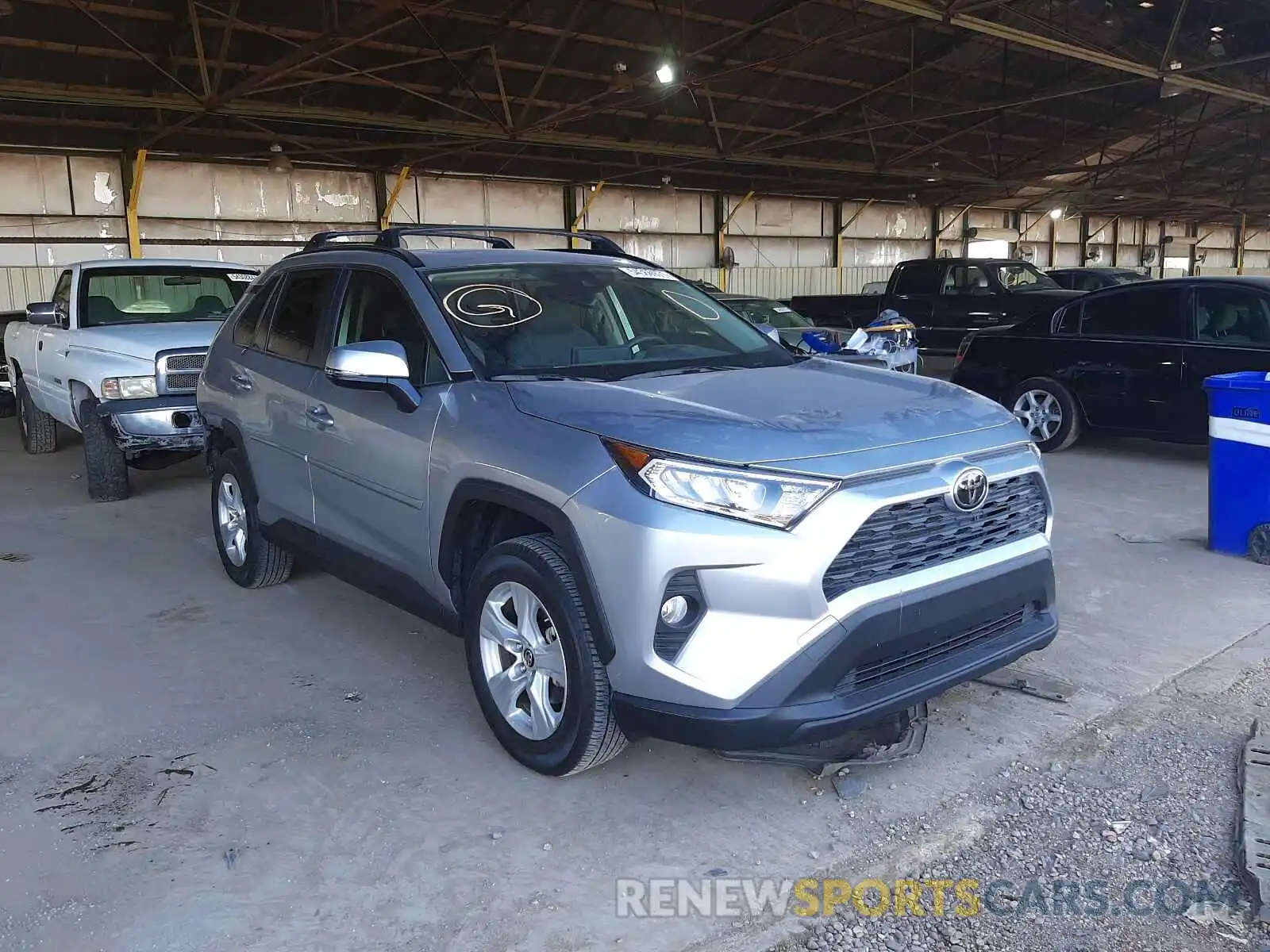 1 Photograph of a damaged car JTMW1RFVXKJ002611 TOYOTA RAV4 2019