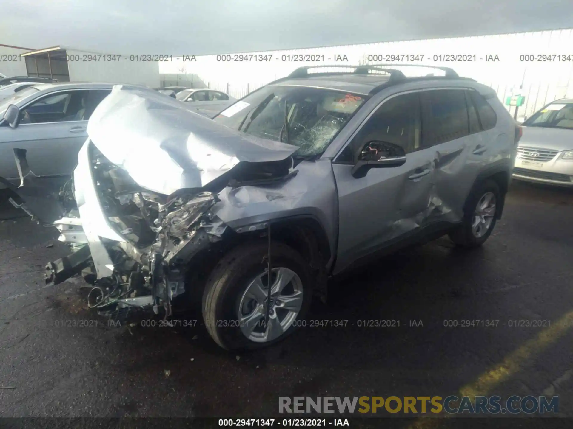2 Фотография поврежденного автомобиля JTMW1RFVXKJ012183 TOYOTA RAV4 2019