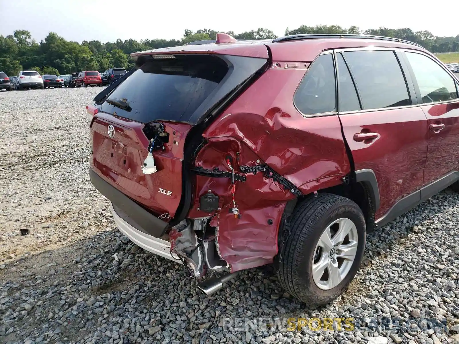 9 Photograph of a damaged car JTMW1RFVXKJ013124 TOYOTA RAV4 2019