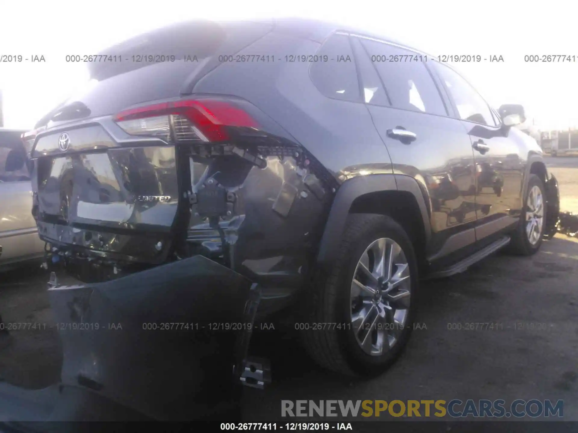 4 Photograph of a damaged car JTMY1RFV0KD508522 TOYOTA RAV4 2019