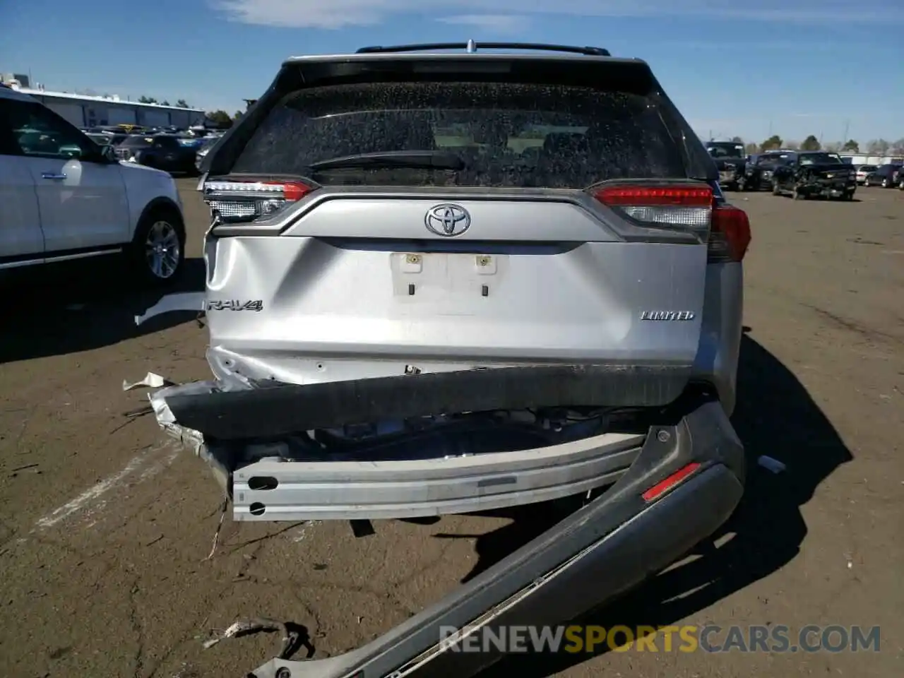 6 Photograph of a damaged car JTMY1RFV0KD513980 TOYOTA RAV4 2019