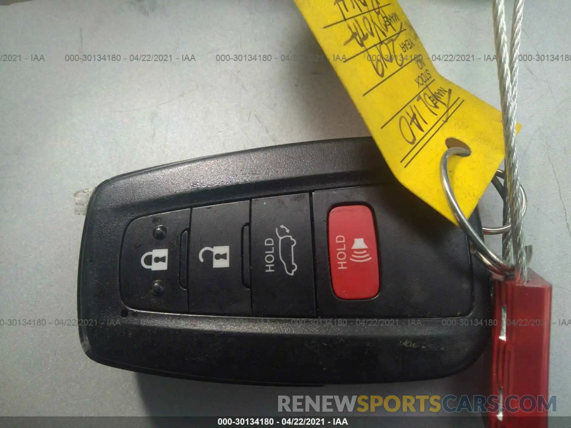 11 Photograph of a damaged car JTMY1RFV1KD510389 TOYOTA RAV4 2019