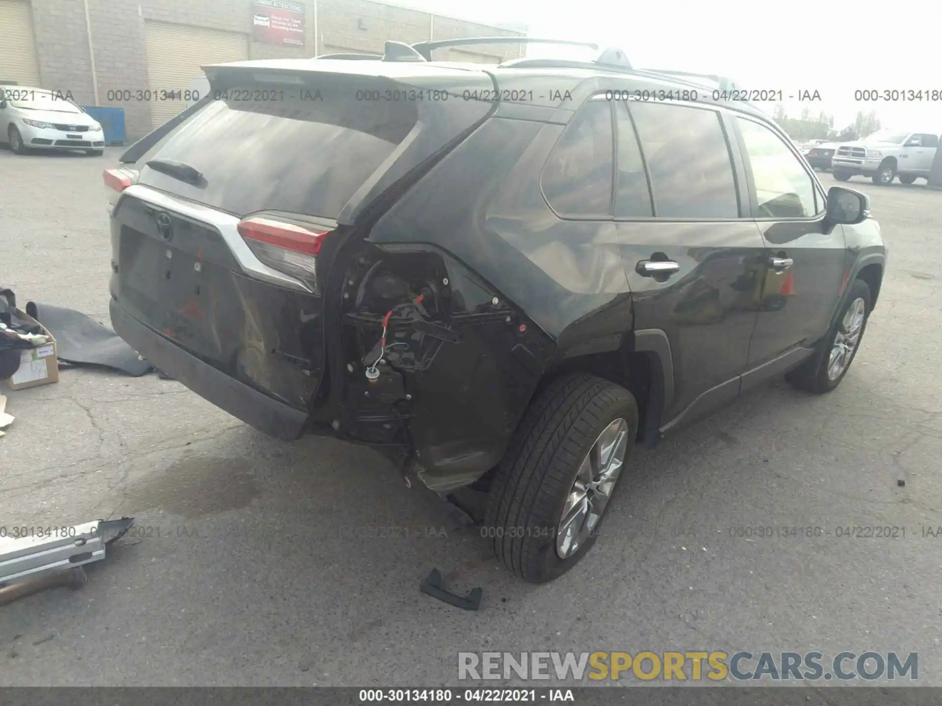 4 Photograph of a damaged car JTMY1RFV1KD510389 TOYOTA RAV4 2019