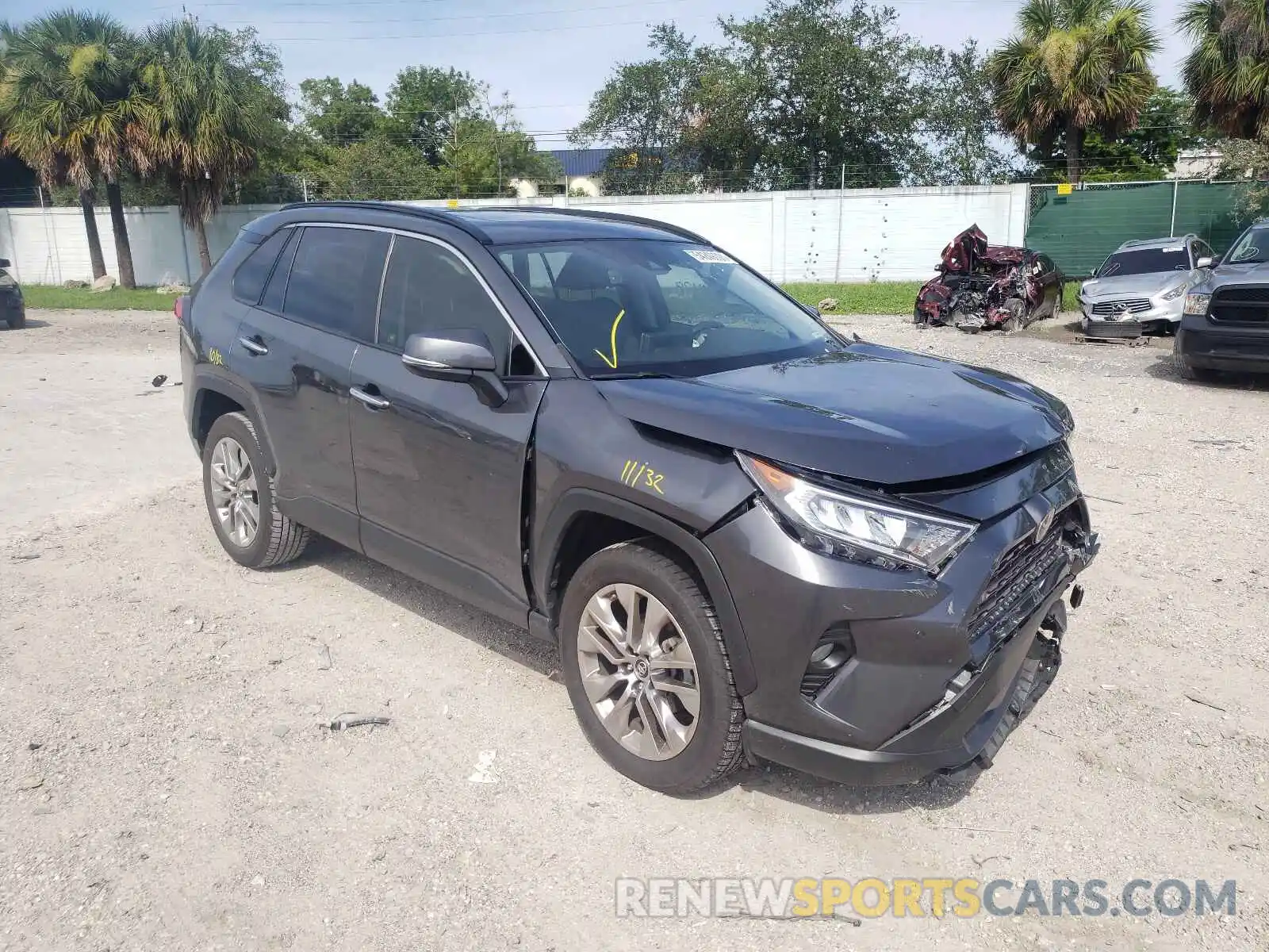 1 Photograph of a damaged car JTMY1RFV3KD003347 TOYOTA RAV4 2019