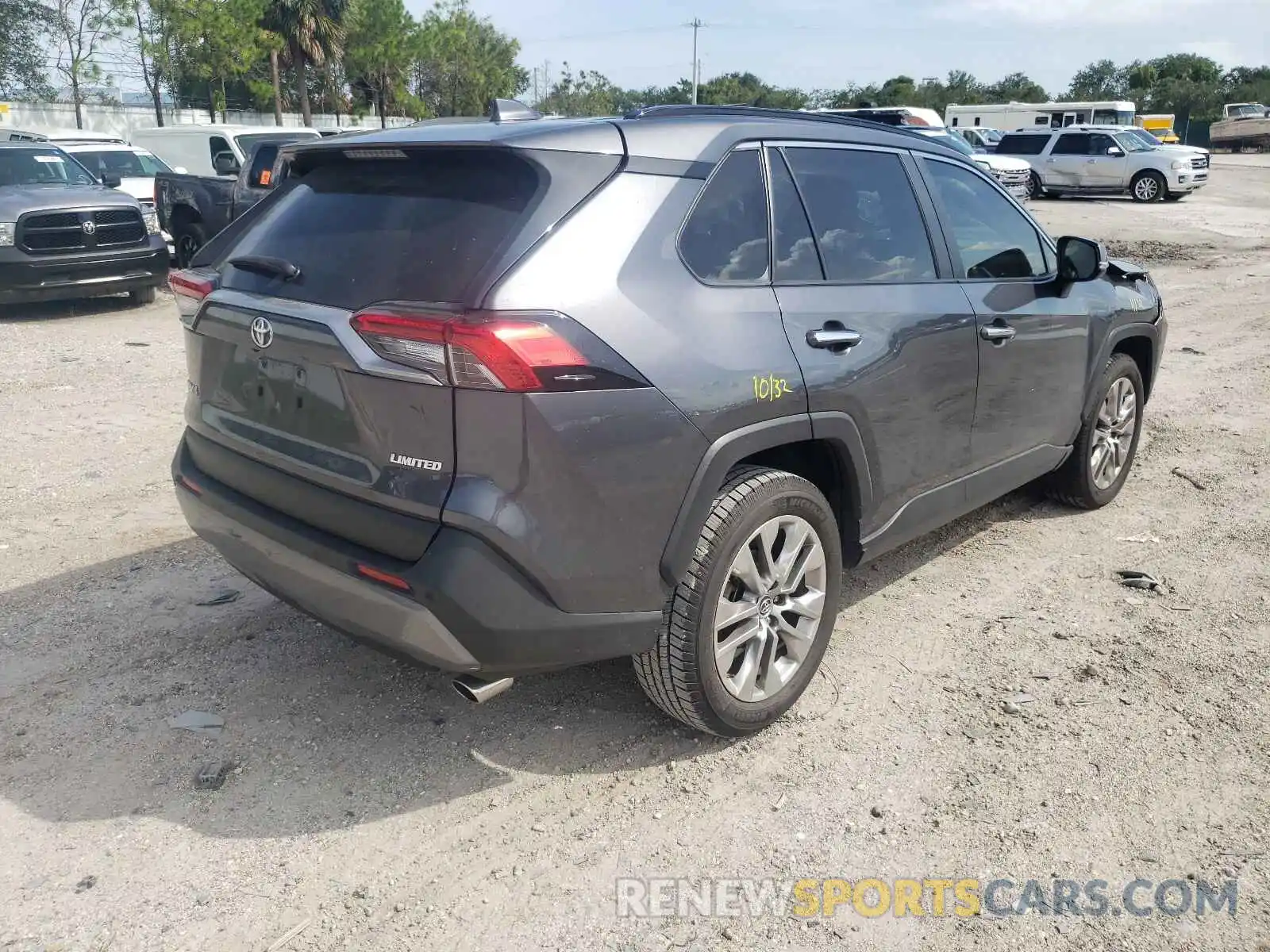 4 Photograph of a damaged car JTMY1RFV3KD003347 TOYOTA RAV4 2019