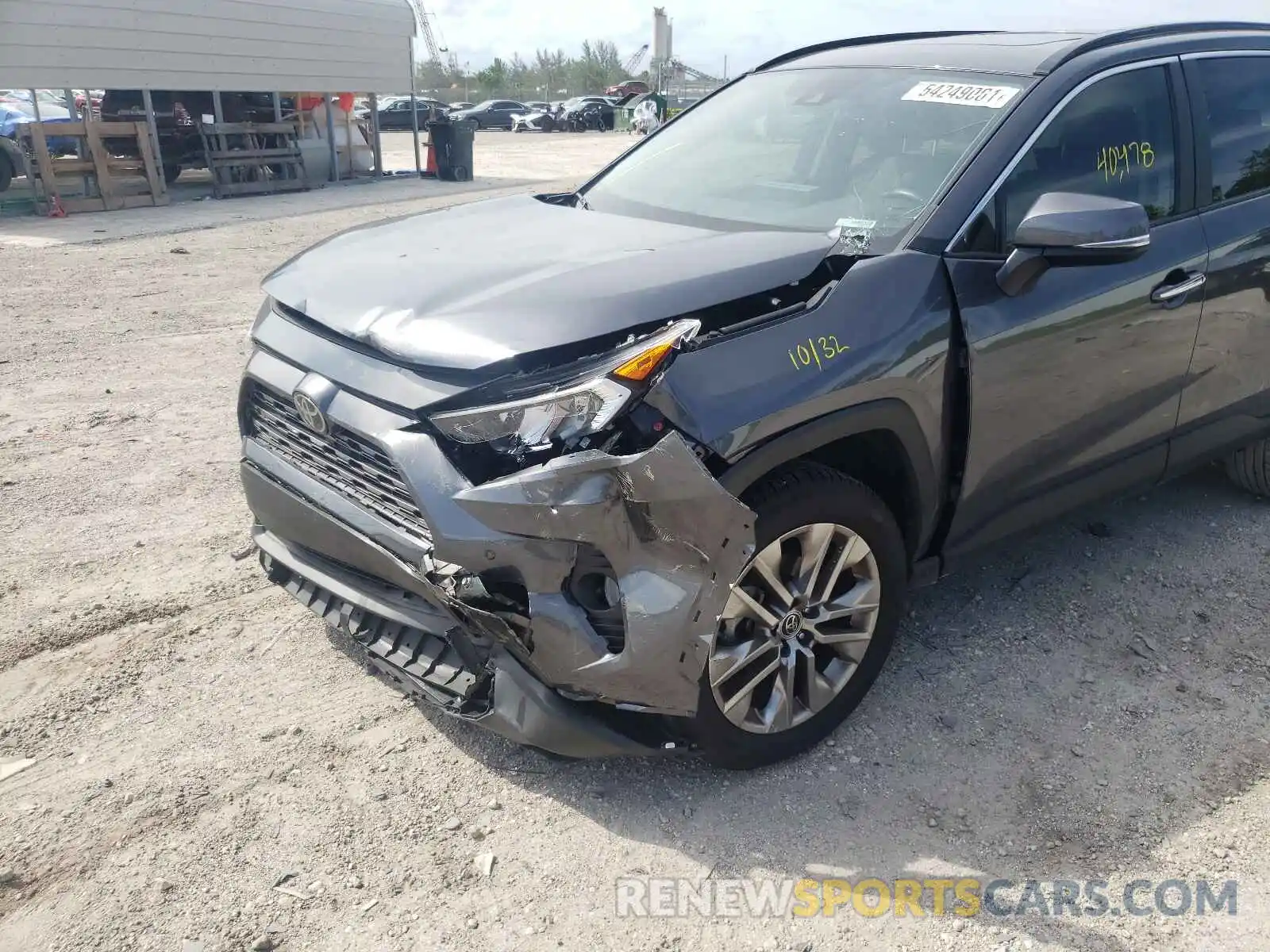 9 Photograph of a damaged car JTMY1RFV3KD003347 TOYOTA RAV4 2019