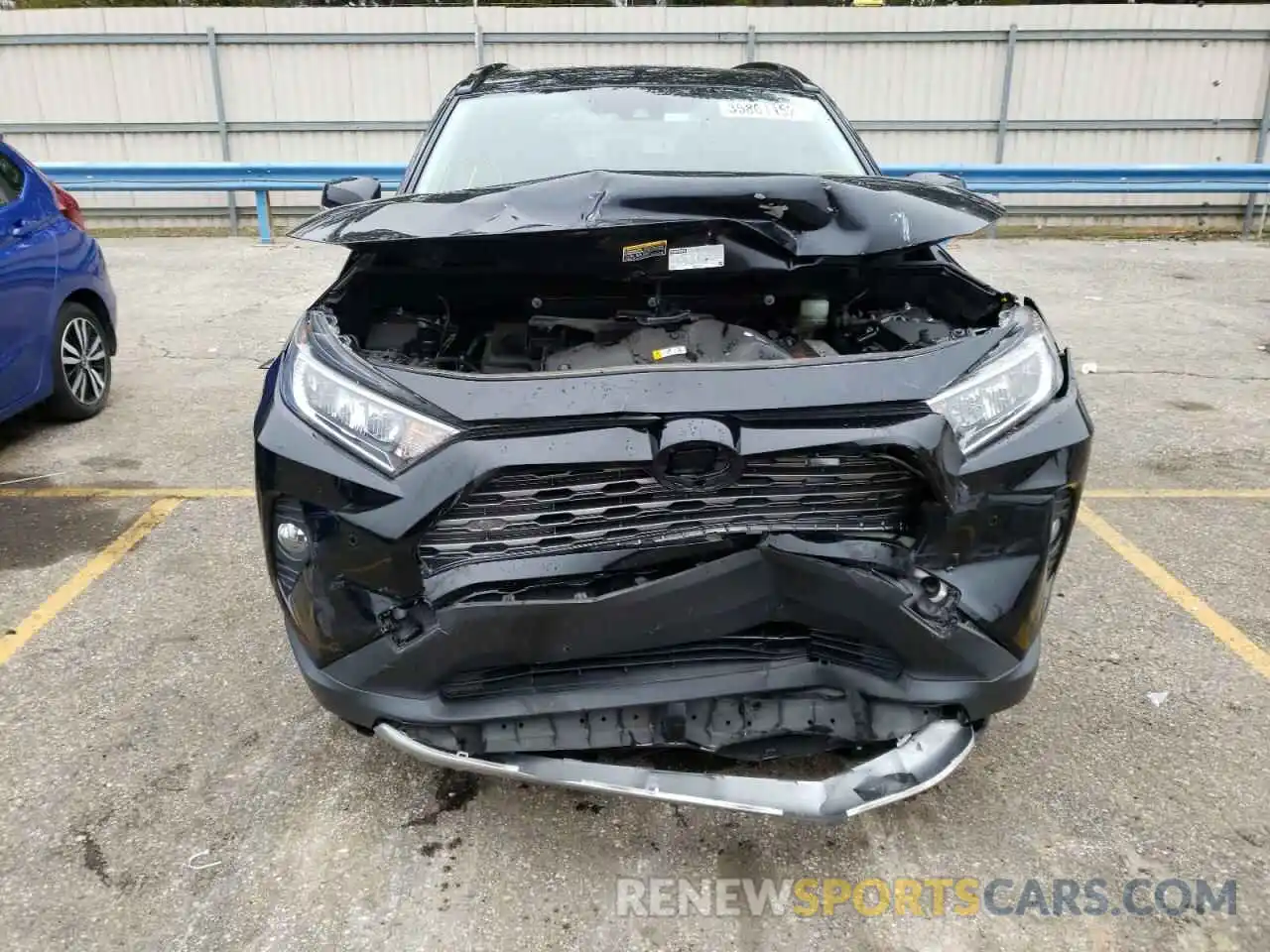 9 Photograph of a damaged car JTMY1RFV3KD026384 TOYOTA RAV4 2019