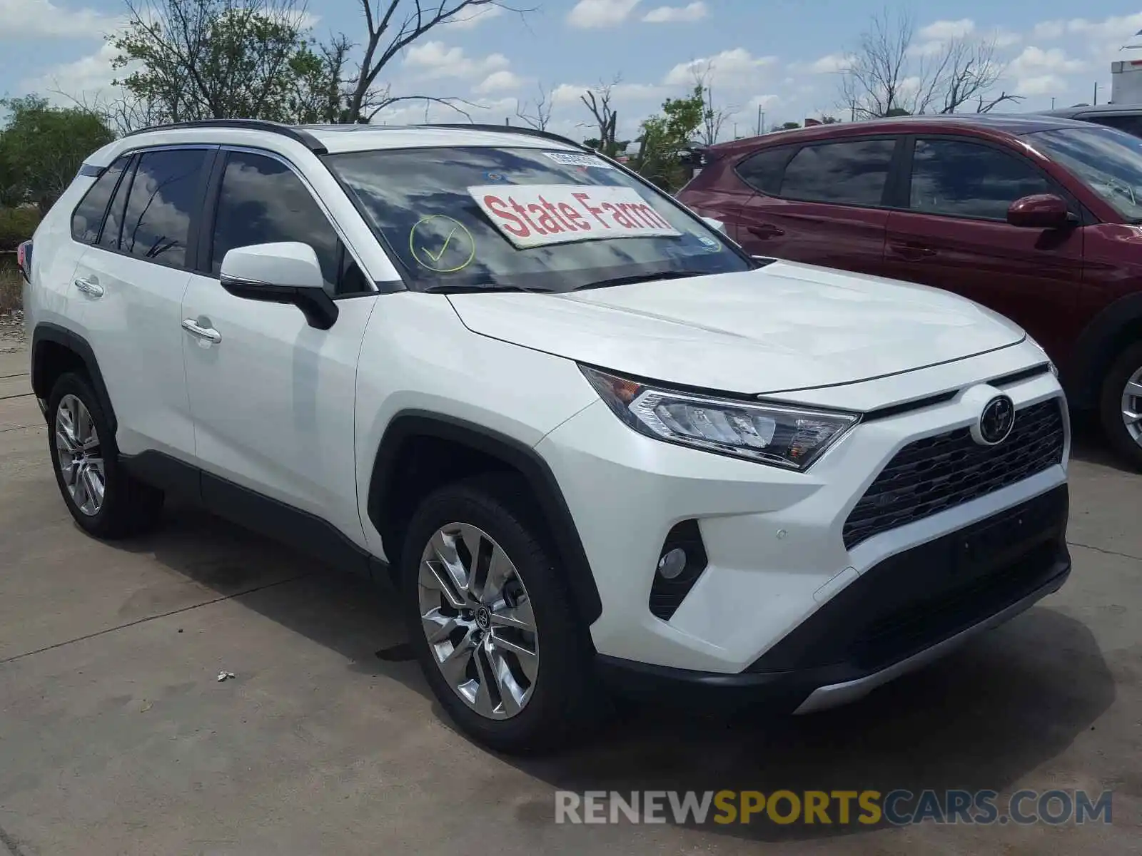 1 Photograph of a damaged car JTMY1RFV4KD503159 TOYOTA RAV4 2019