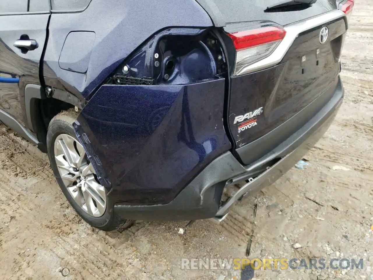 9 Photograph of a damaged car JTMY1RFV5KD508693 TOYOTA RAV4 2019