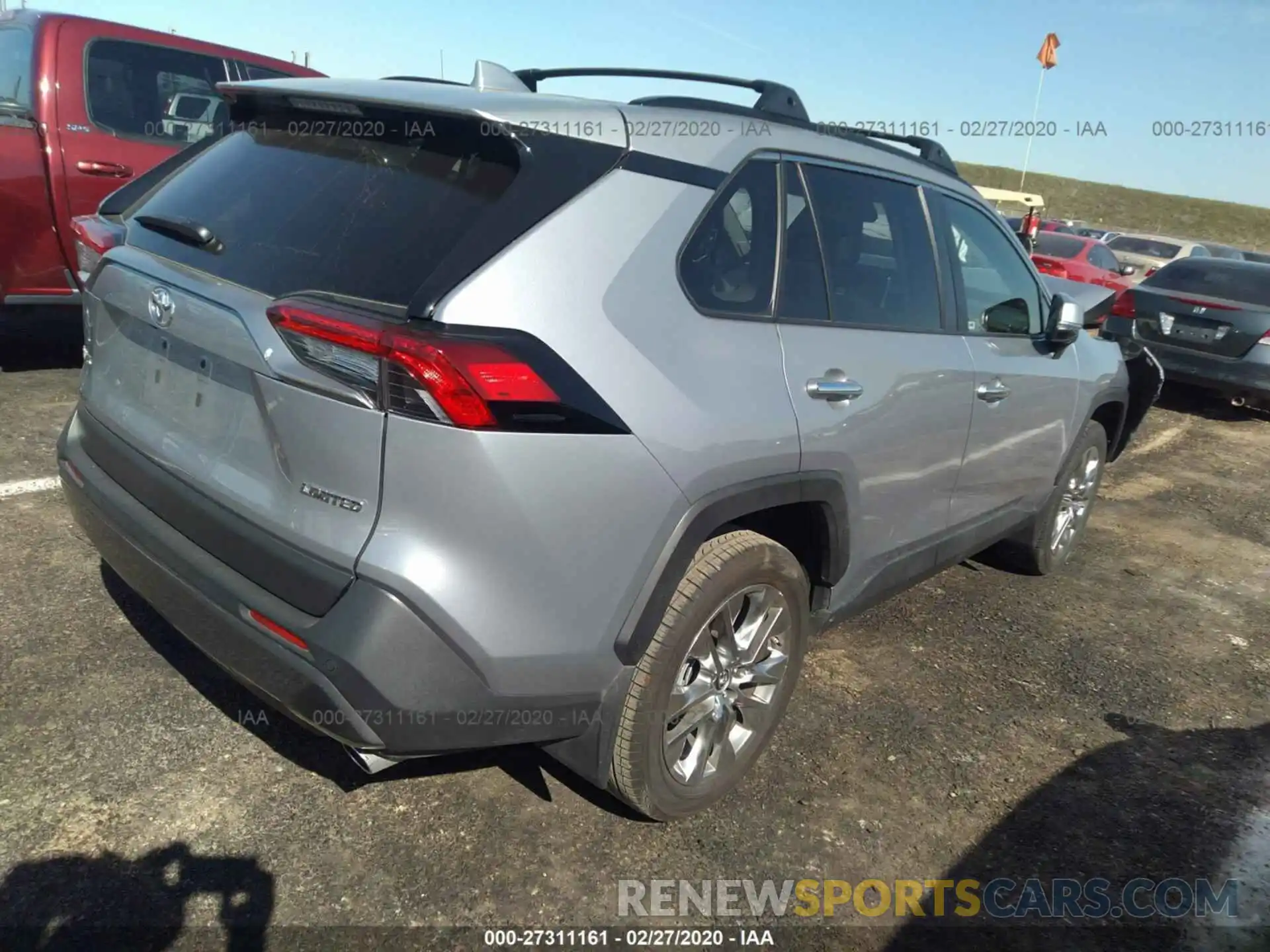 4 Фотография поврежденного автомобиля JTMY1RFV5KD511352 TOYOTA RAV4 2019