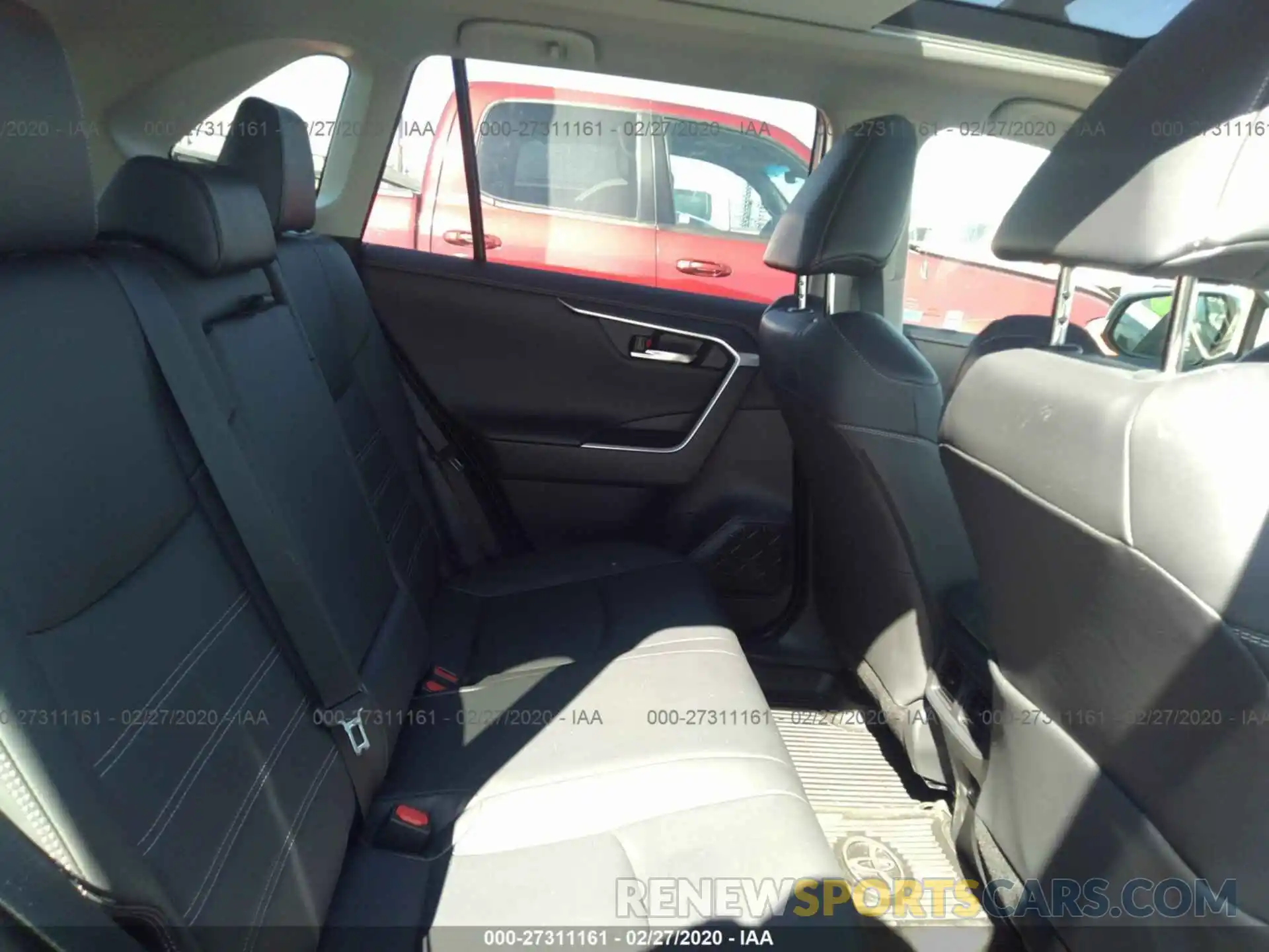 8 Фотография поврежденного автомобиля JTMY1RFV5KD511352 TOYOTA RAV4 2019