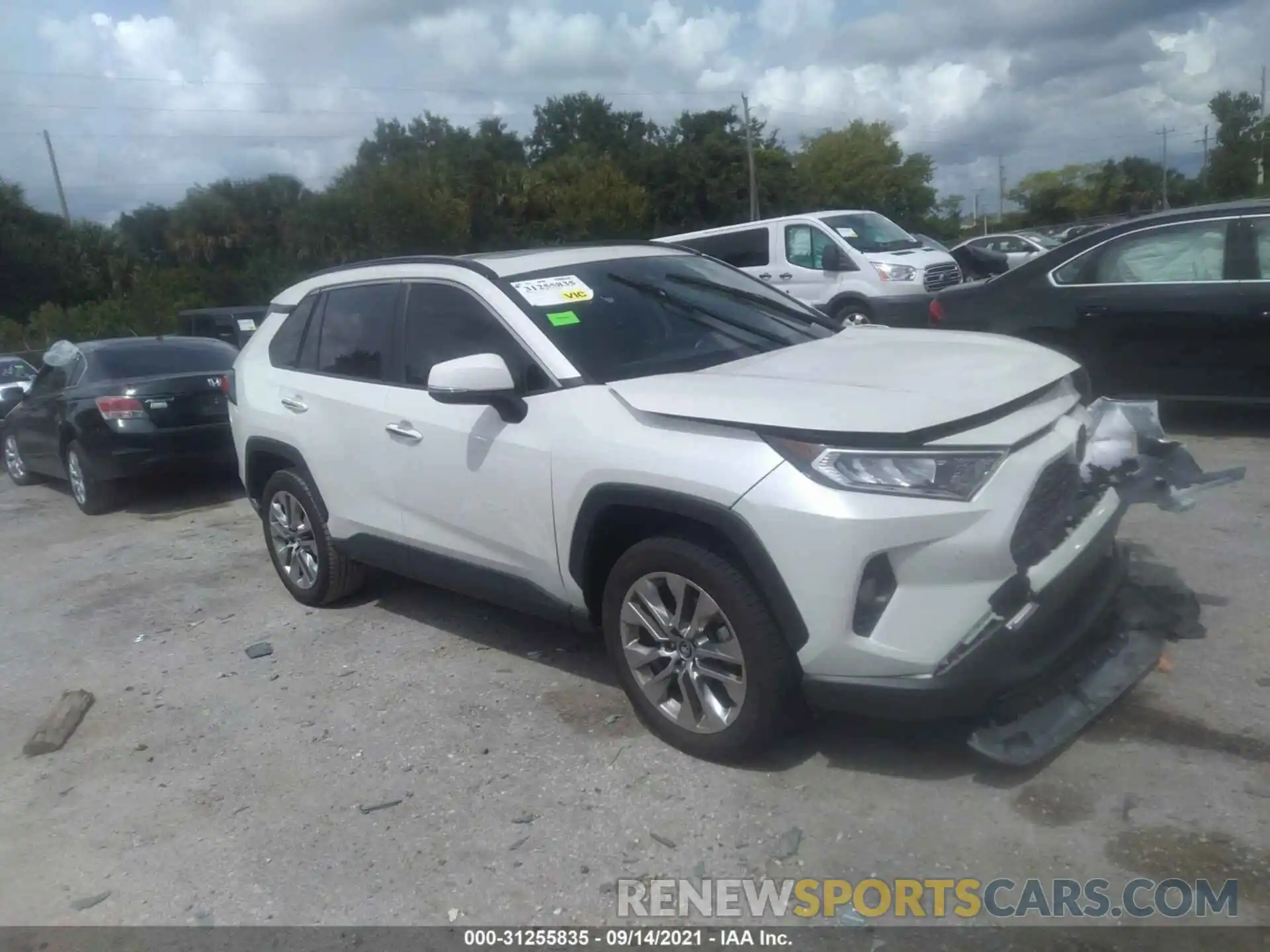 1 Photograph of a damaged car JTMY1RFV5KD511576 TOYOTA RAV4 2019