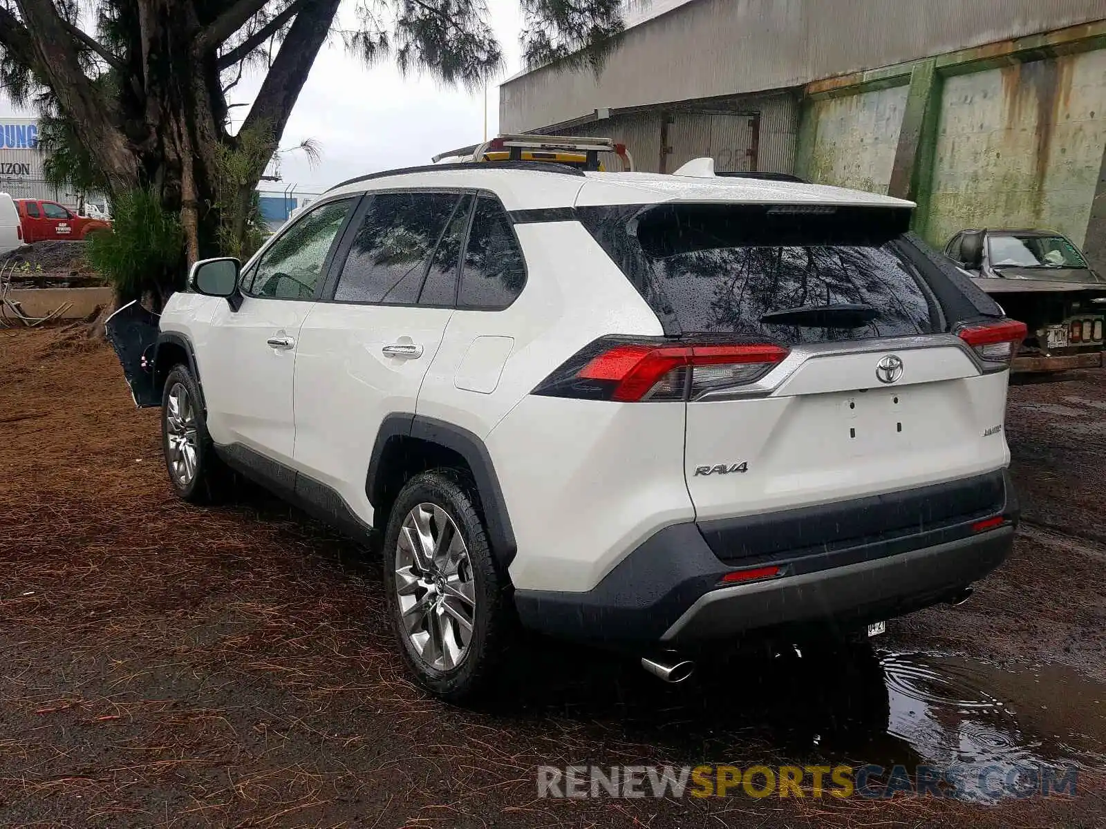 3 Photograph of a damaged car JTMY1RFV5KJ011015 TOYOTA RAV4 2019