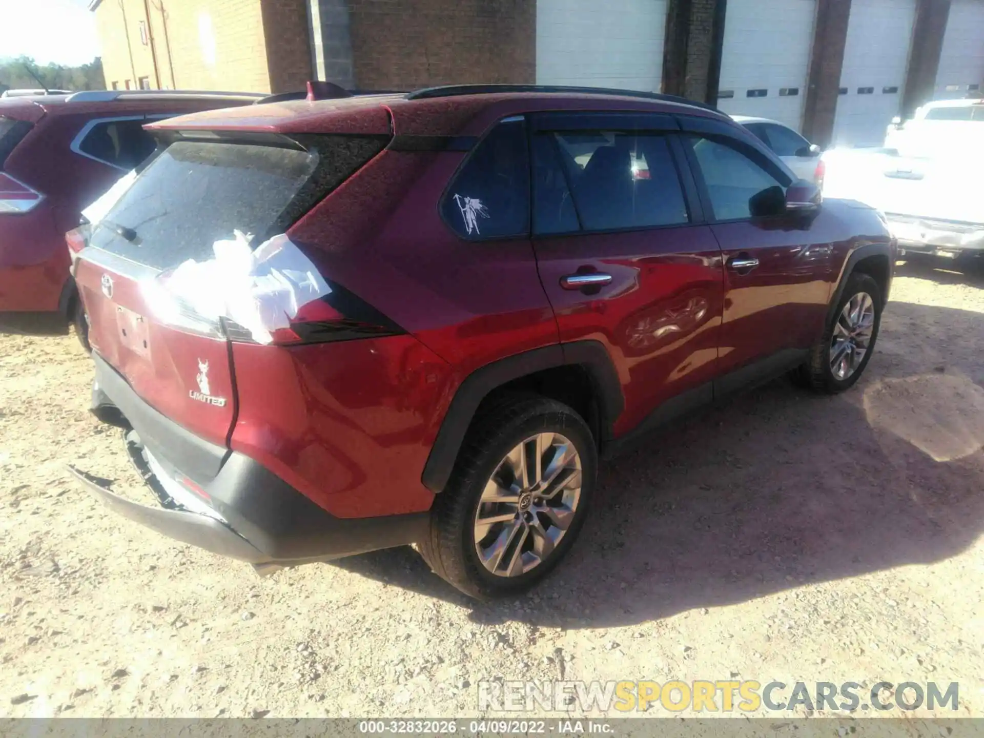 4 Фотография поврежденного автомобиля JTMY1RFV6KD007330 TOYOTA RAV4 2019