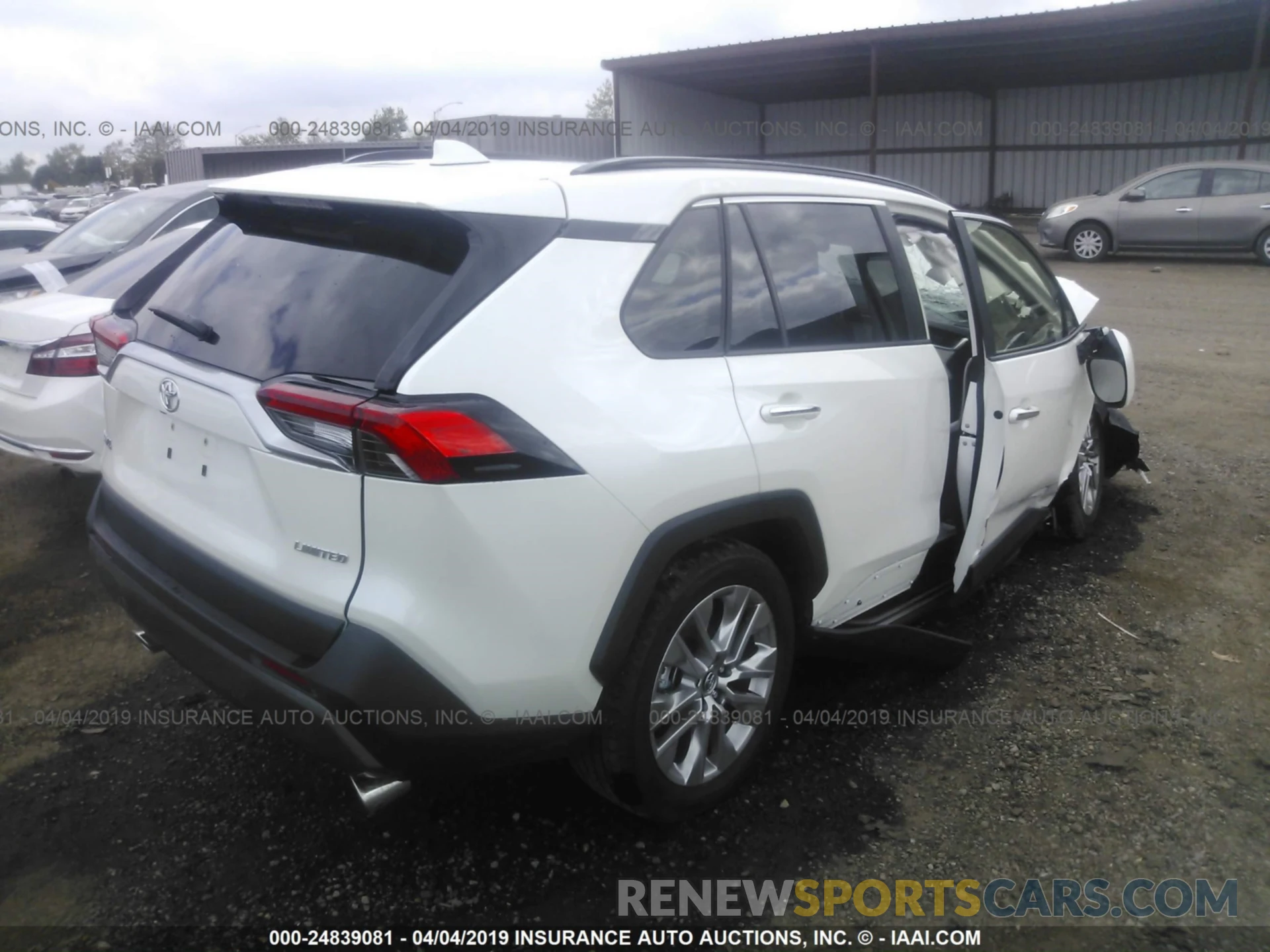 4 Photograph of a damaged car JTMY1RFV6KD504555 TOYOTA RAV4 2019