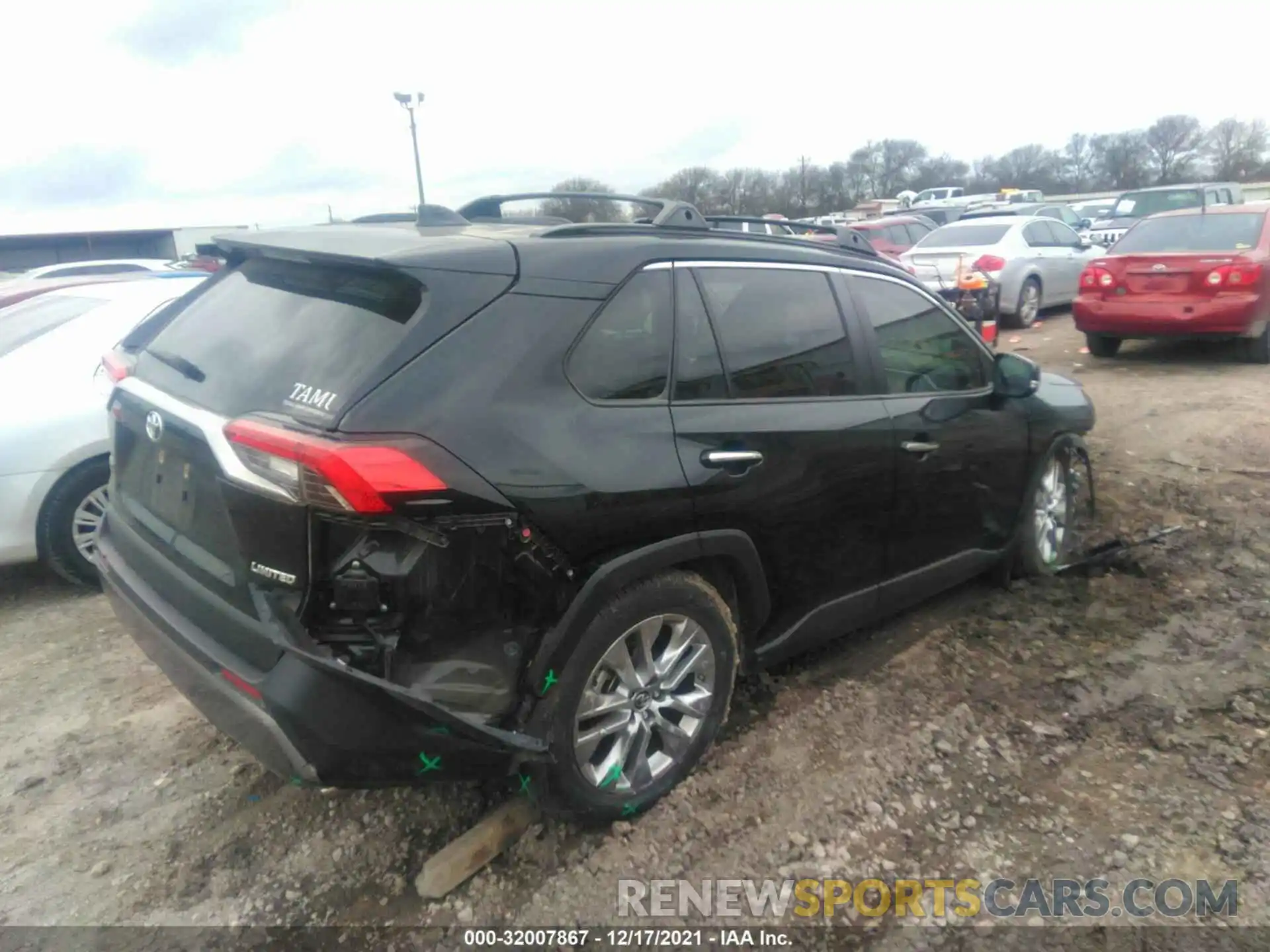 4 Photograph of a damaged car JTMY1RFV6KD515460 TOYOTA RAV4 2019