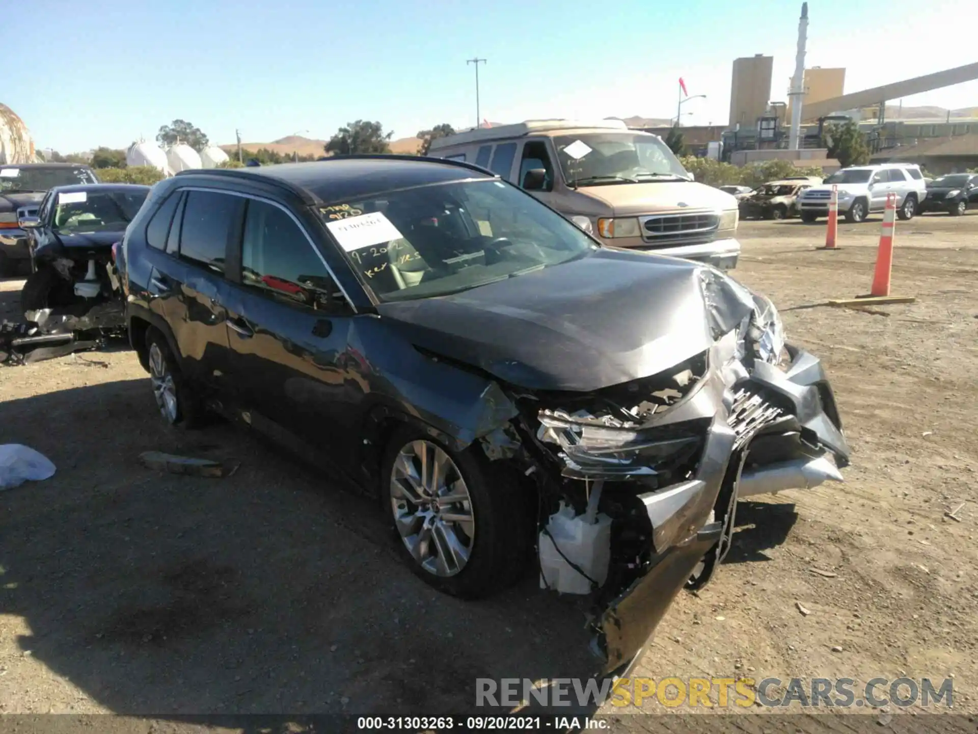 1 Photograph of a damaged car JTMY1RFV6KD516771 TOYOTA RAV4 2019