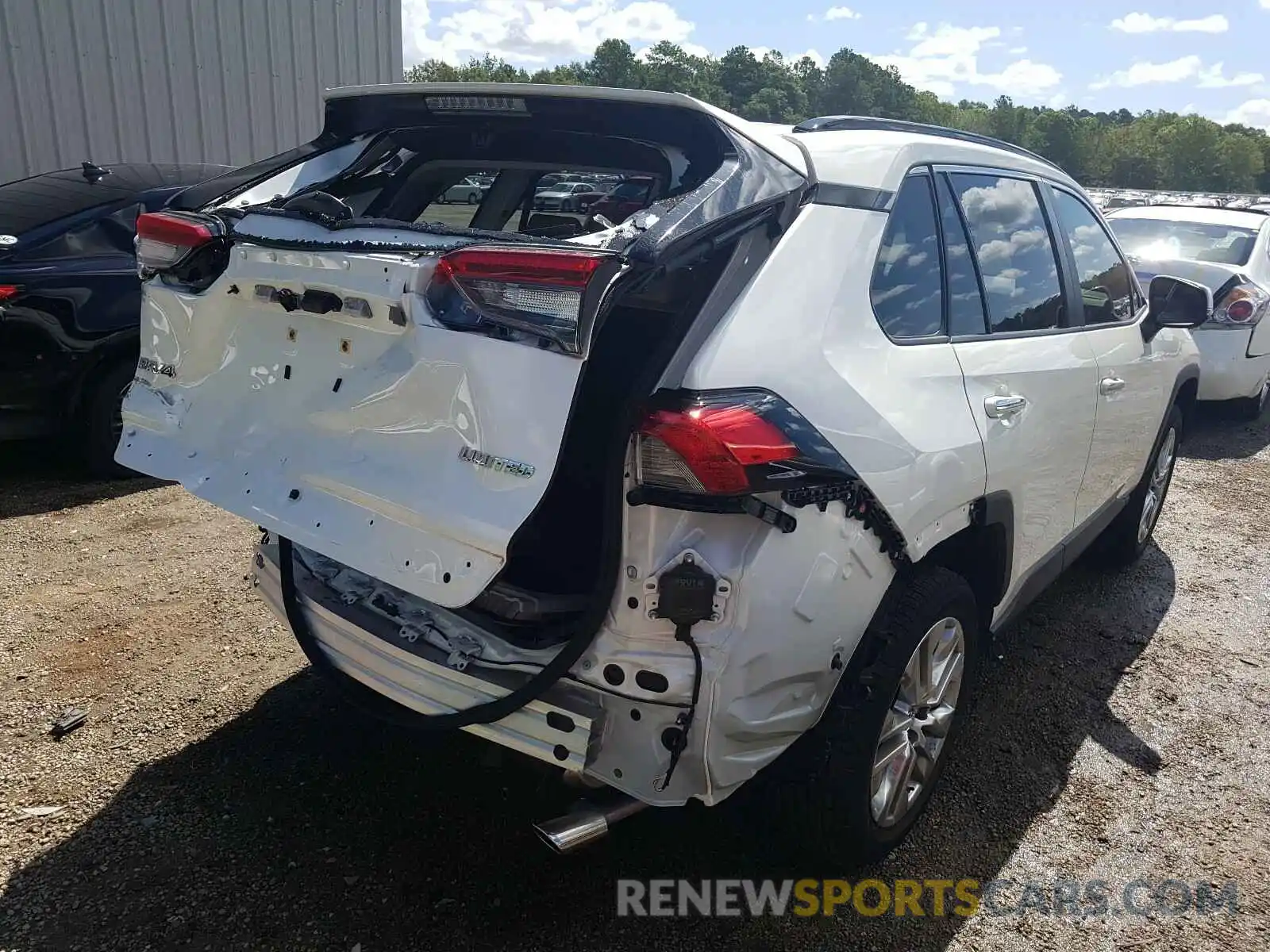 4 Photograph of a damaged car JTMY1RFV7KD035170 TOYOTA RAV4 2019