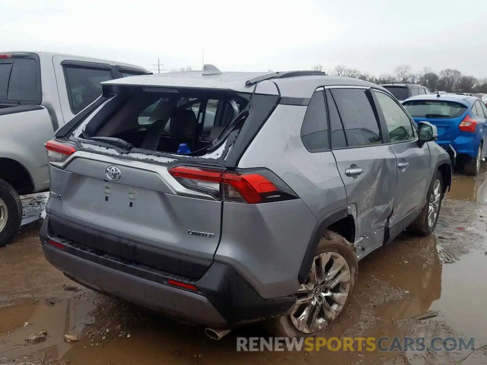 4 Photograph of a damaged car JTMY1RFV7KD509117 TOYOTA RAV4 2019