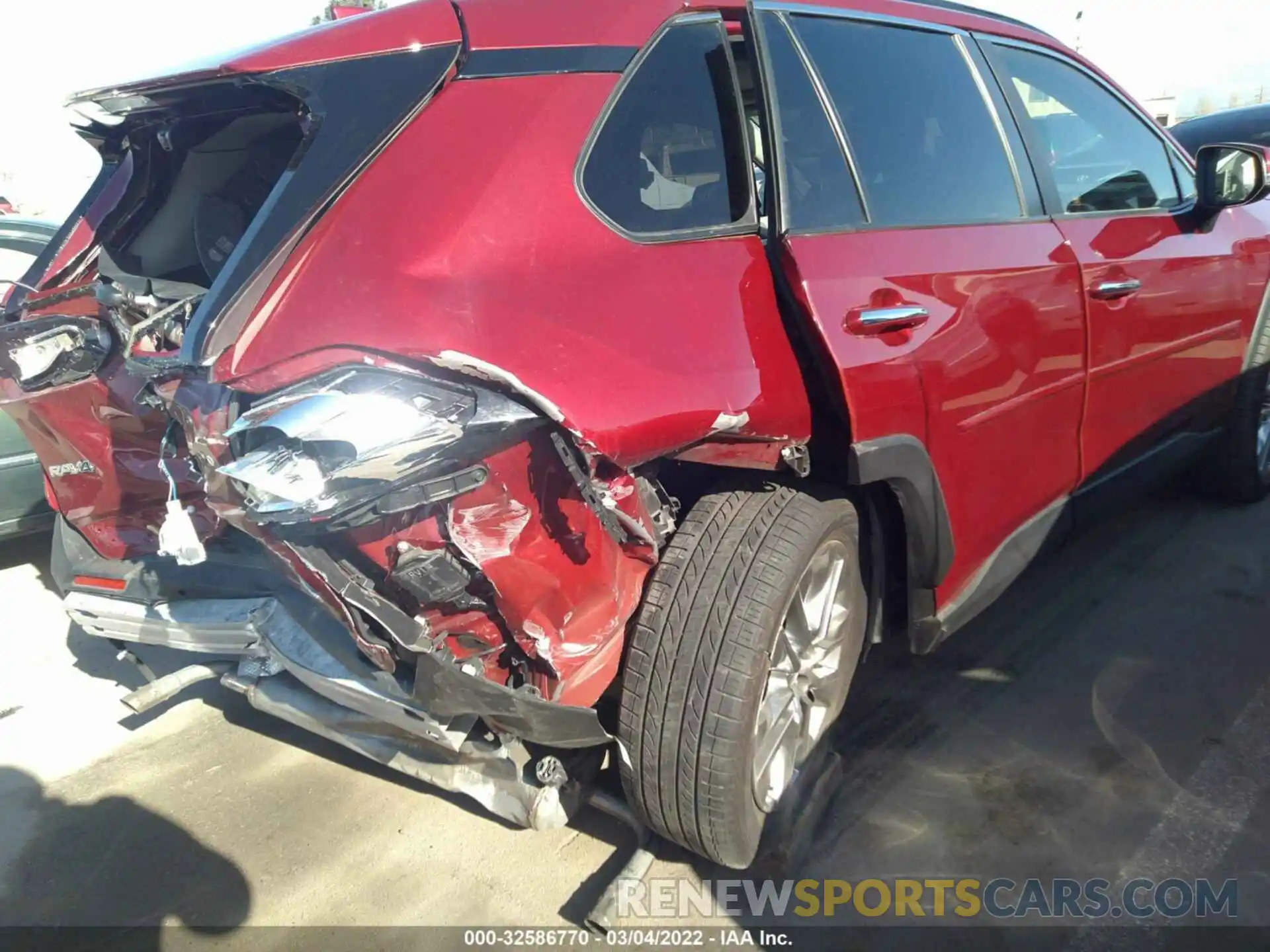 6 Photograph of a damaged car JTMY1RFV7KD512583 TOYOTA RAV4 2019