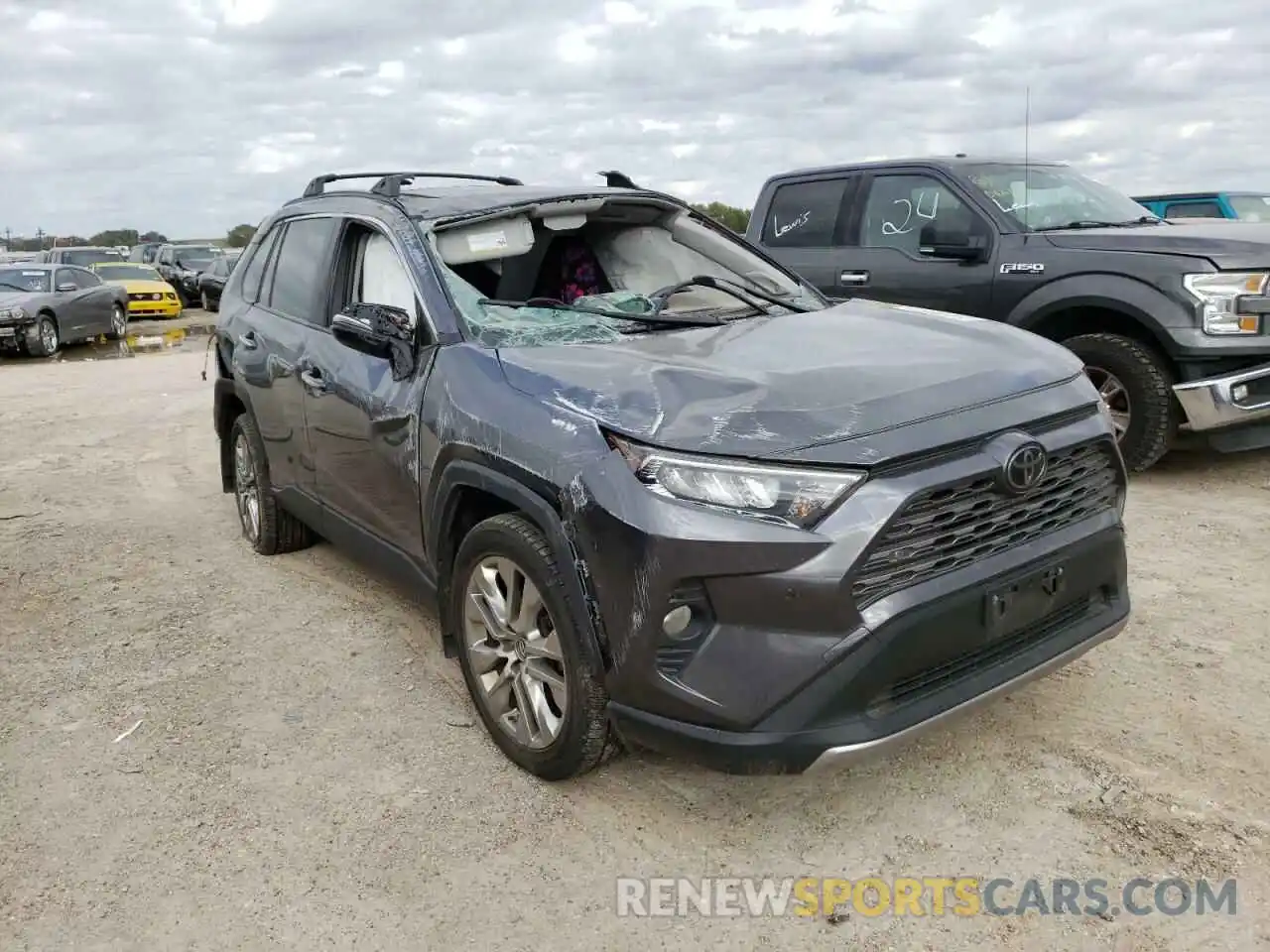 1 Photograph of a damaged car JTMY1RFV7KJ004311 TOYOTA RAV4 2019