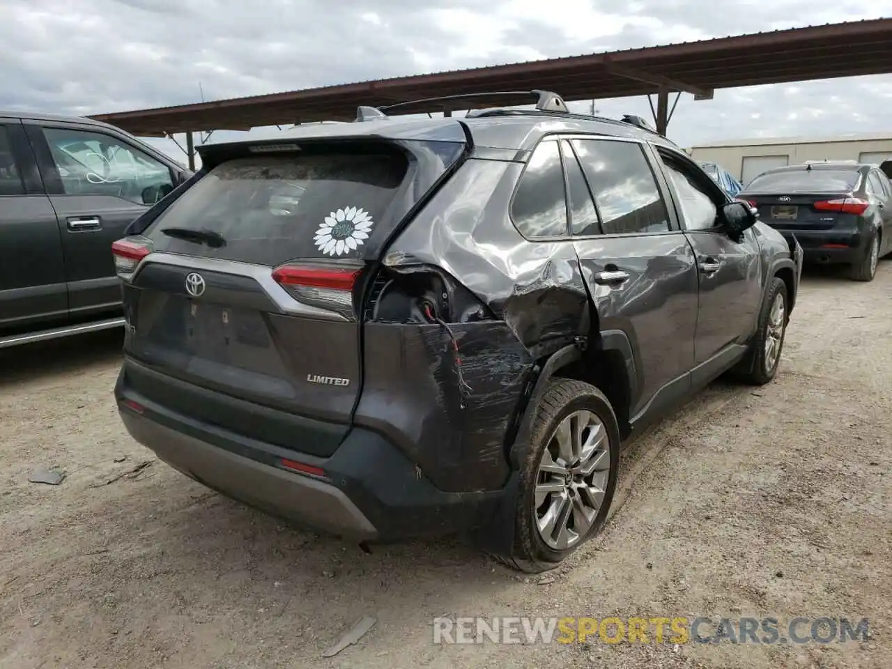 4 Photograph of a damaged car JTMY1RFV7KJ004311 TOYOTA RAV4 2019