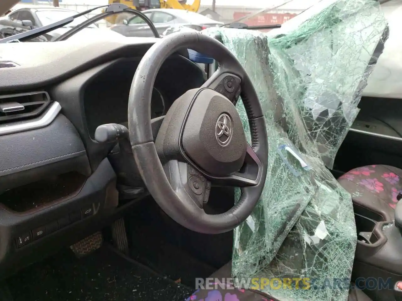 8 Photograph of a damaged car JTMY1RFV7KJ004311 TOYOTA RAV4 2019