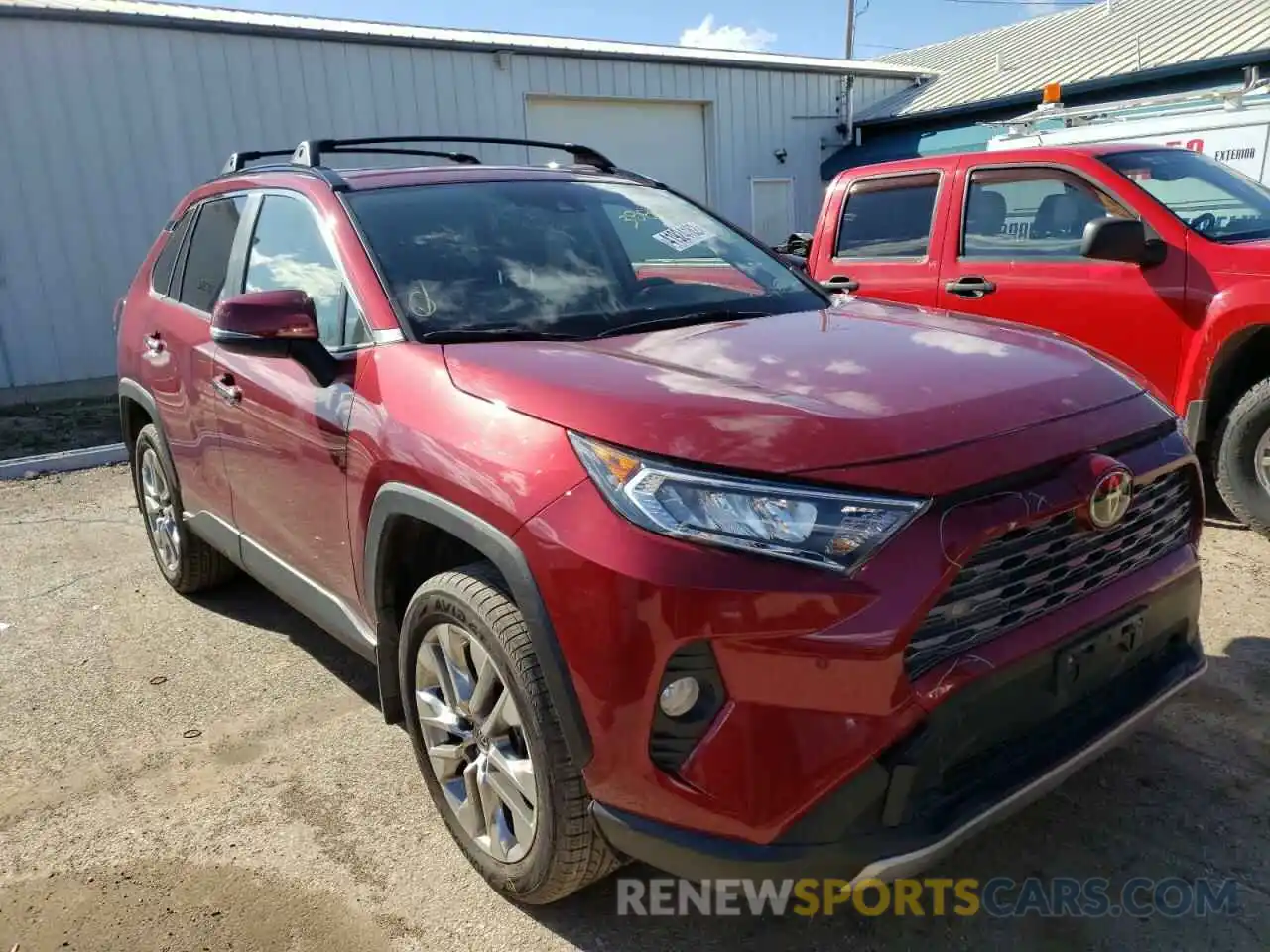 1 Photograph of a damaged car JTMY1RFV8KD004817 TOYOTA RAV4 2019