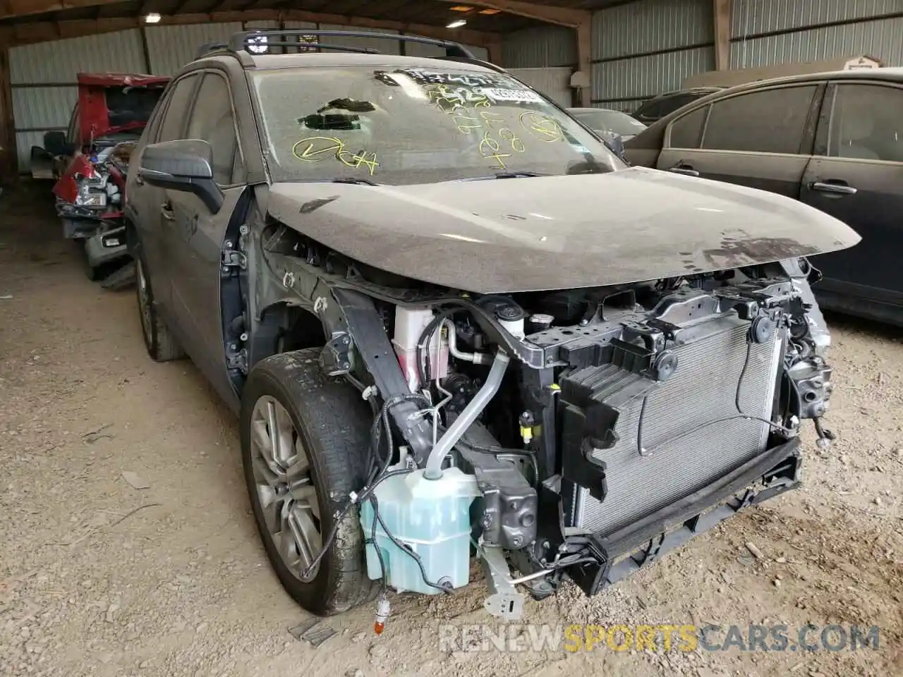 1 Photograph of a damaged car JTMY1RFV8KD007720 TOYOTA RAV4 2019