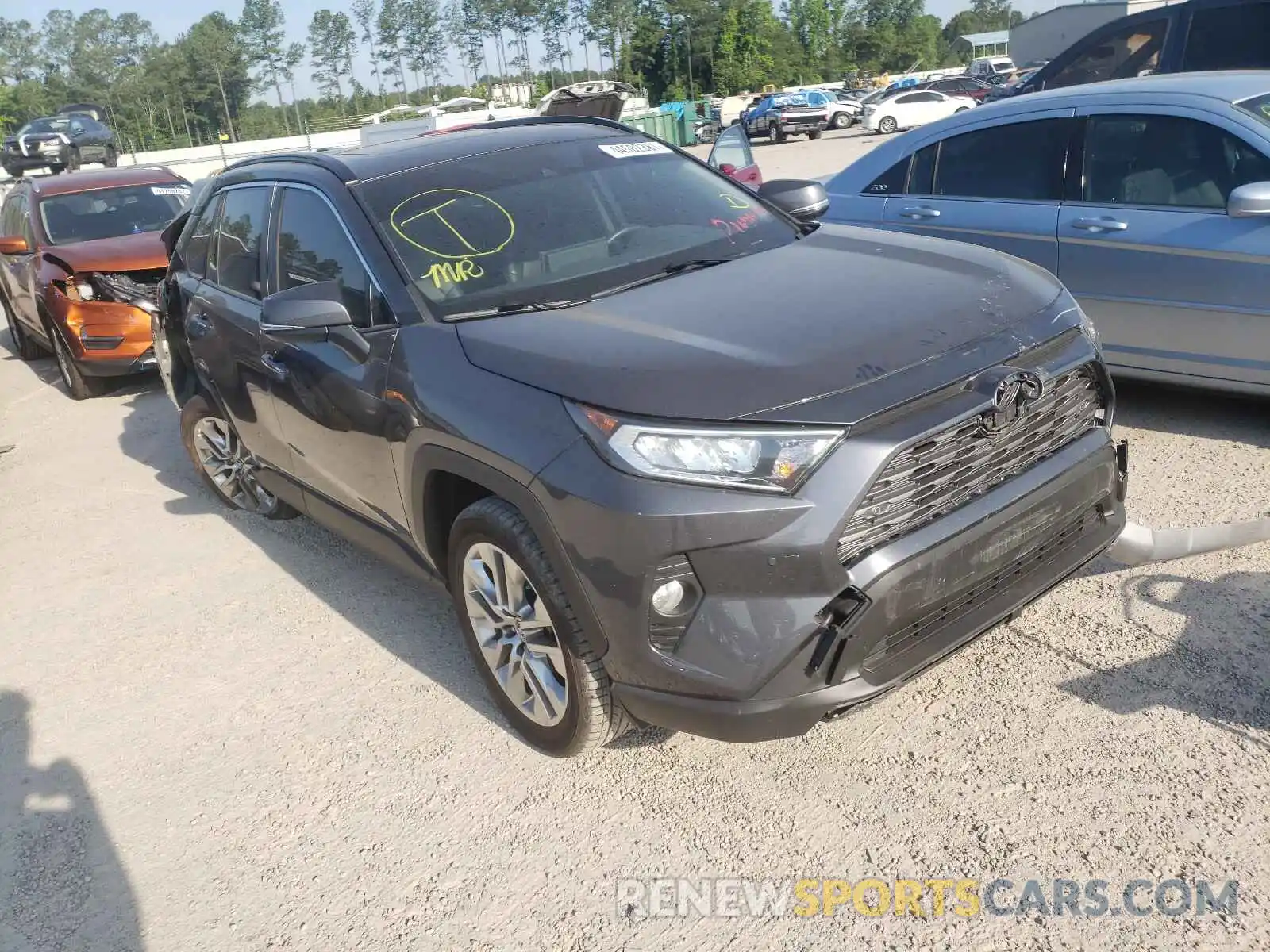 1 Photograph of a damaged car JTMY1RFV8KD510227 TOYOTA RAV4 2019