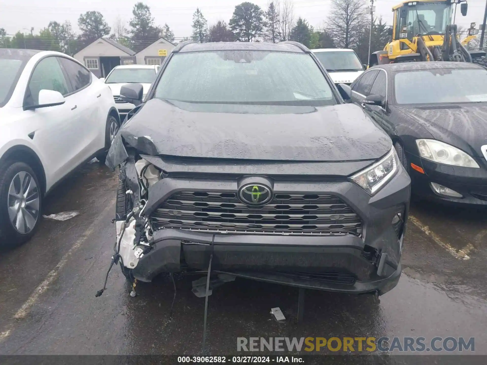 12 Photograph of a damaged car JTMY1RFV8KD512253 TOYOTA RAV4 2019