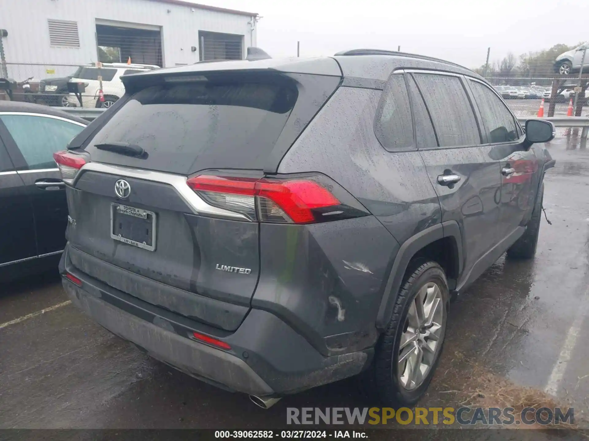 4 Photograph of a damaged car JTMY1RFV8KD512253 TOYOTA RAV4 2019