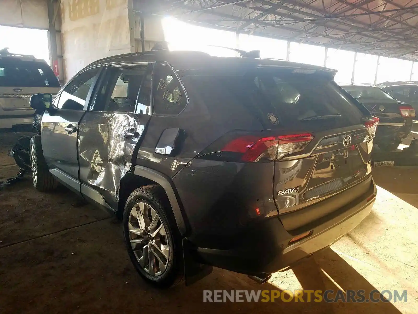 3 Photograph of a damaged car JTMY1RFV8KD514388 TOYOTA RAV4 2019