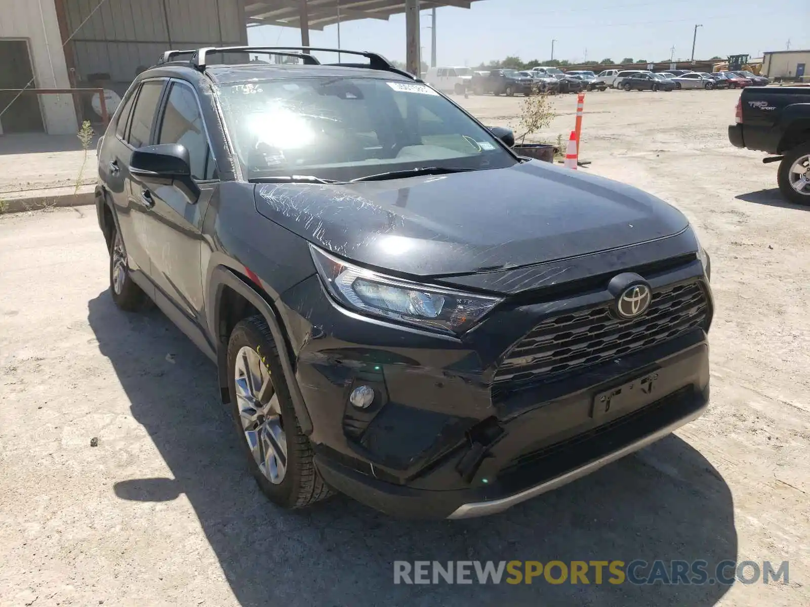 1 Photograph of a damaged car JTMY1RFV8KJ002101 TOYOTA RAV4 2019