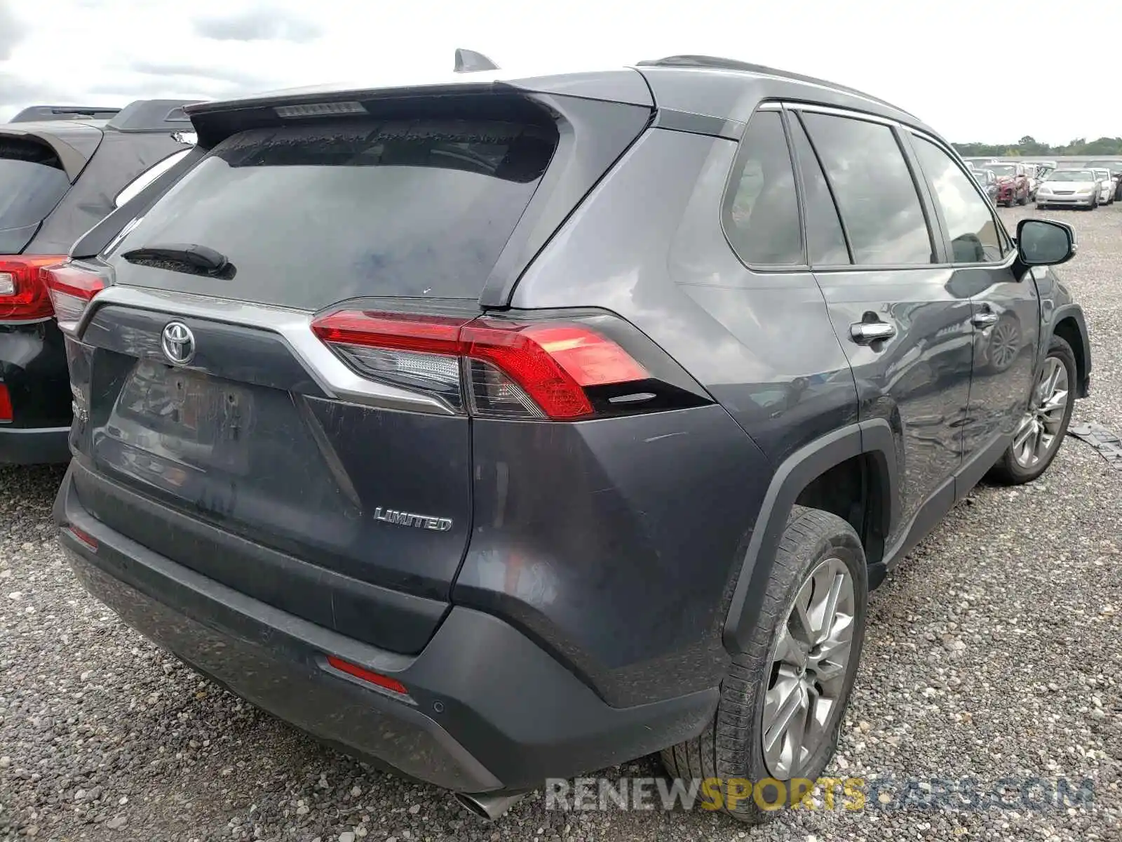 4 Photograph of a damaged car JTMY1RFV9KD500774 TOYOTA RAV4 2019