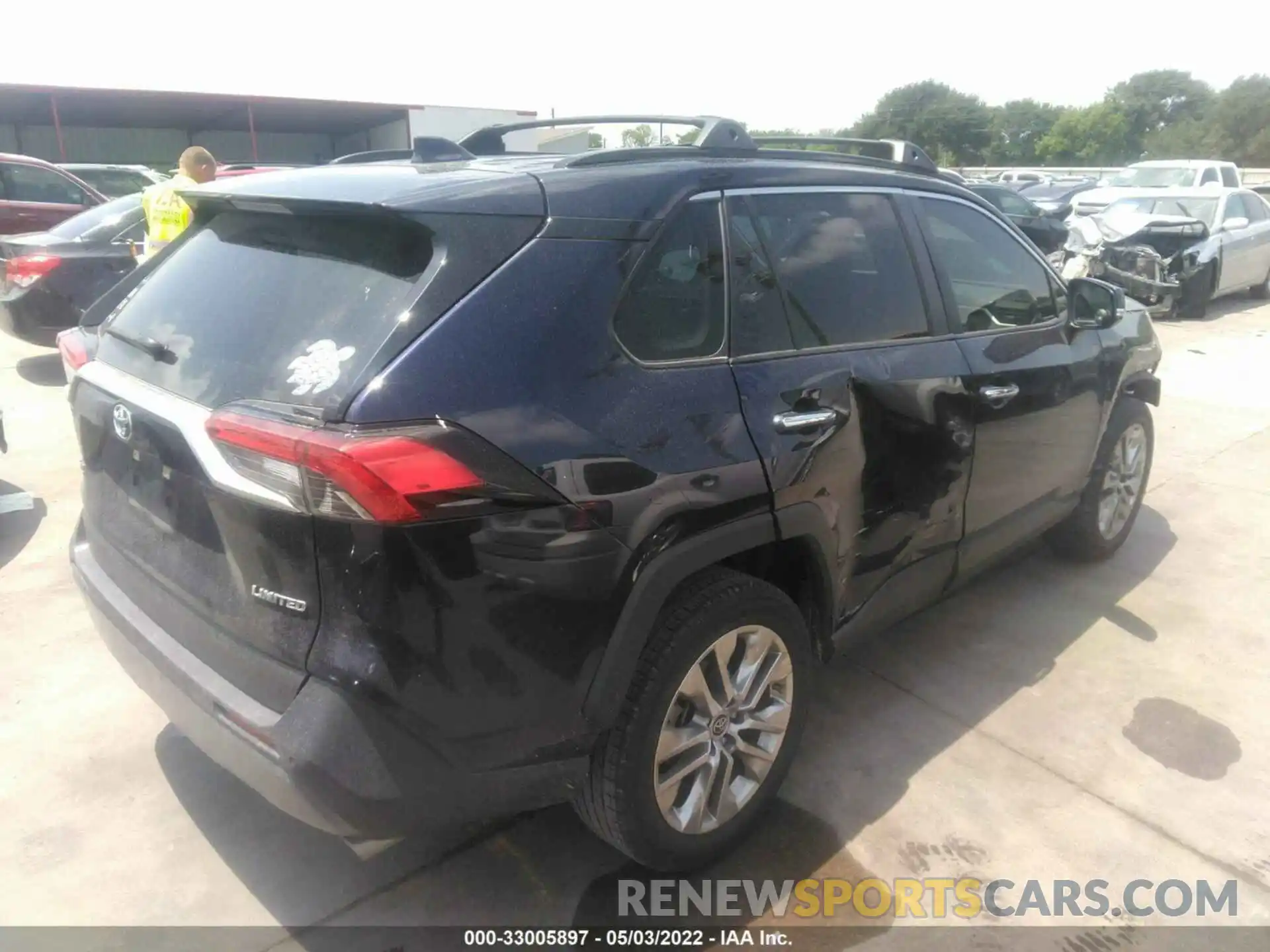 4 Photograph of a damaged car JTMY1RFV9KD508387 TOYOTA RAV4 2019